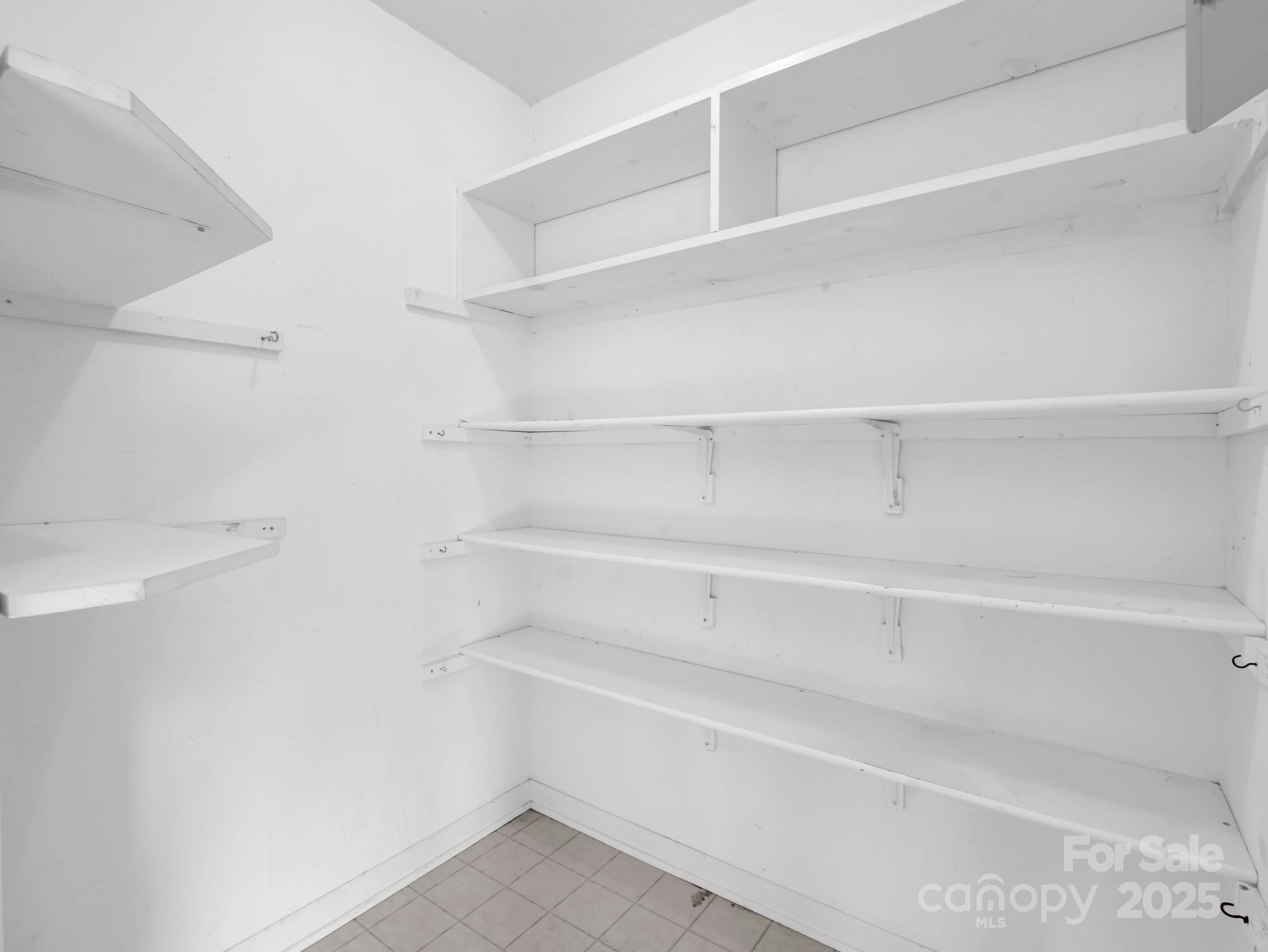 Colonial Village - Residential