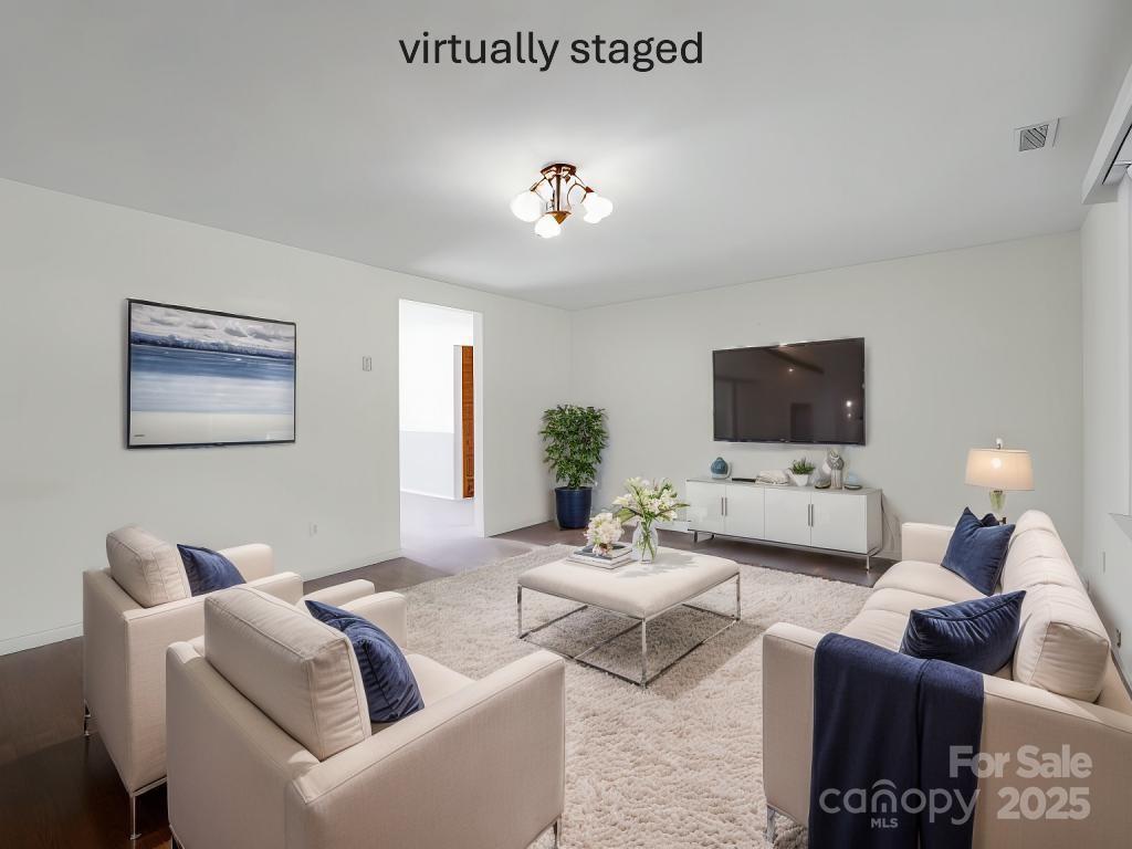 Colonial Village - Residential