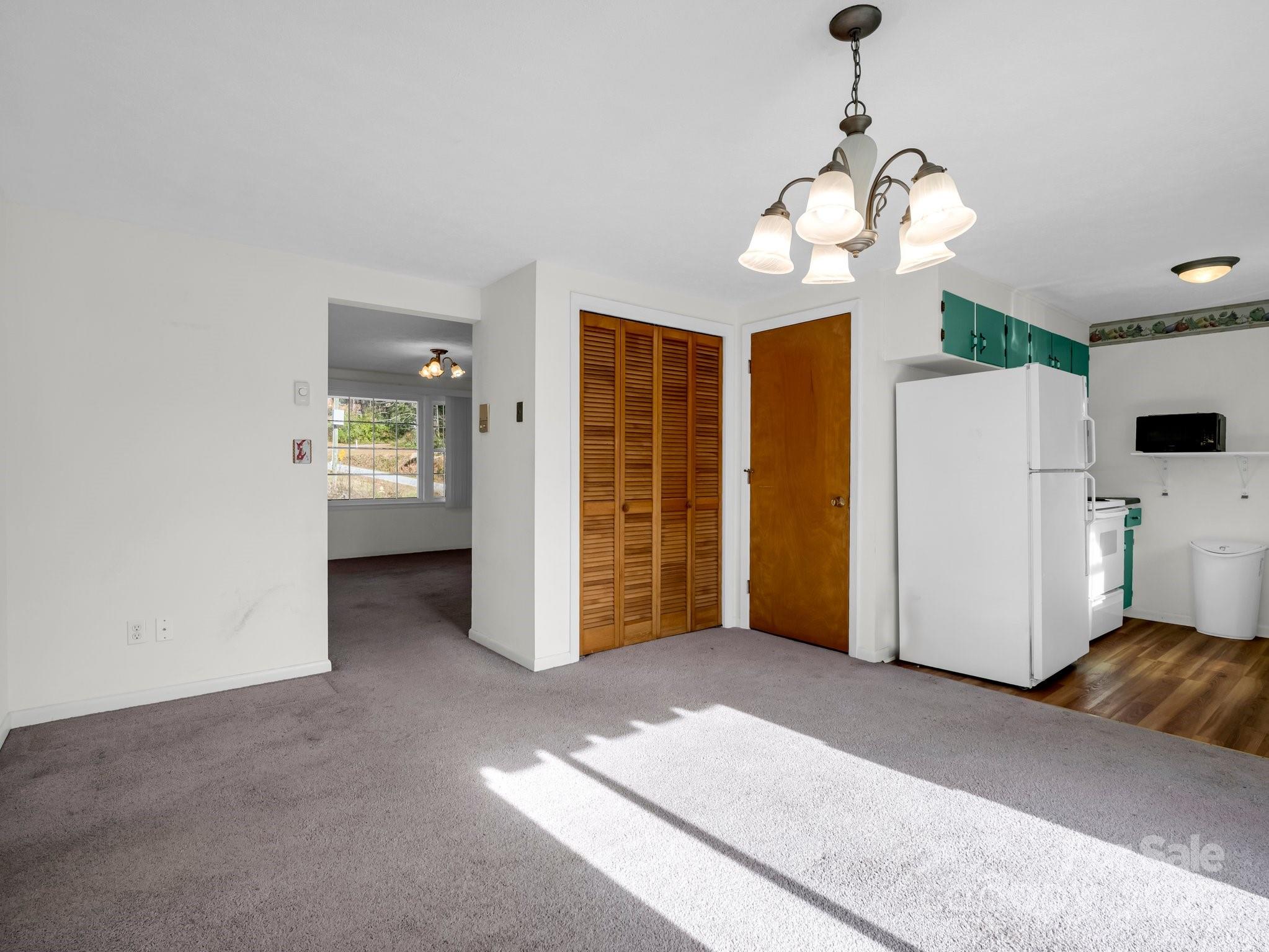 Colonial Village - Residential