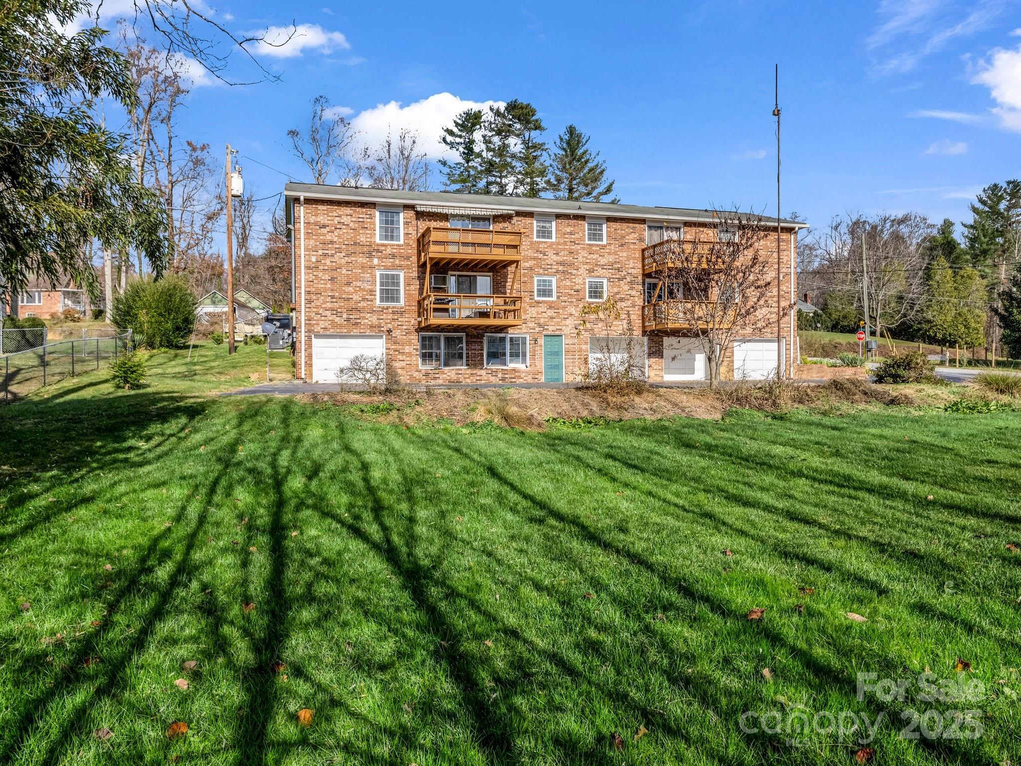 Colonial Village - Residential