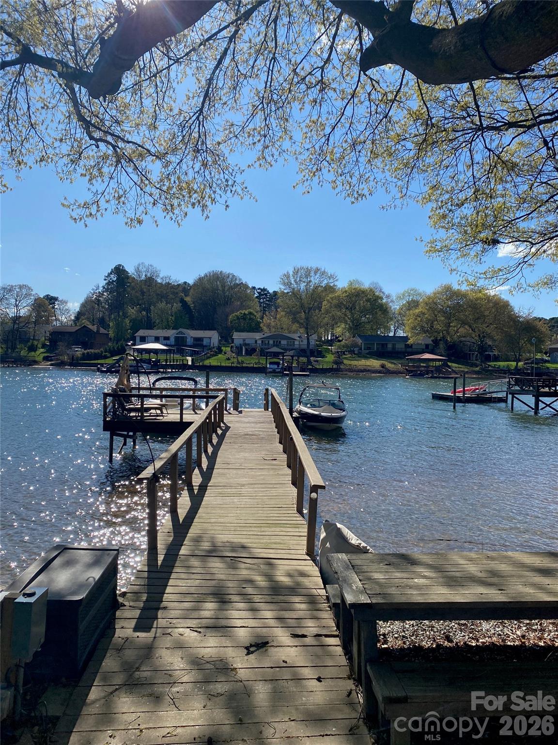 Norman Shores - Residential