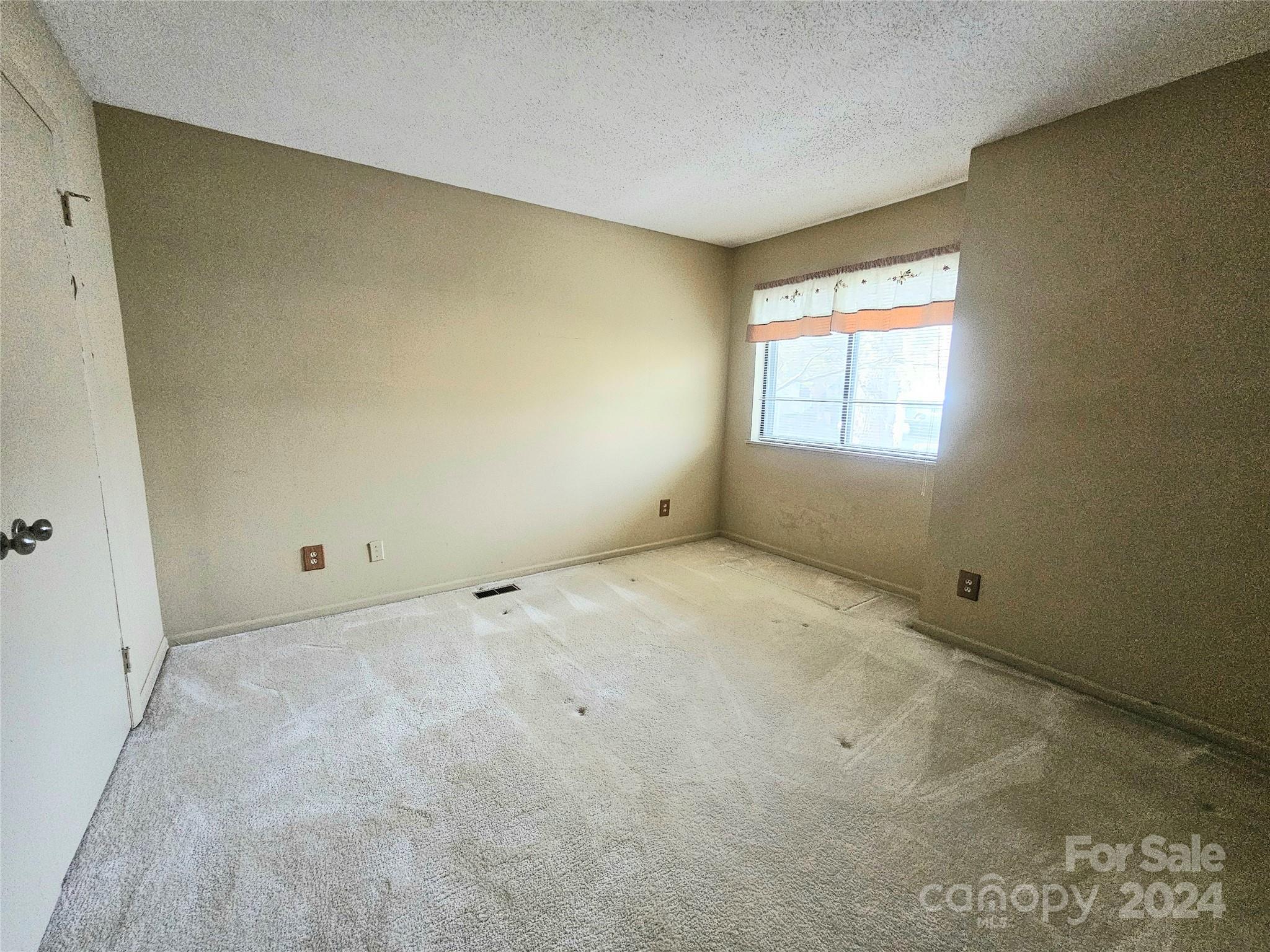 Raintree - Residential