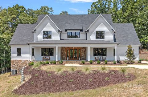 2010 Bessbrook Road Fort Mill SC 29708