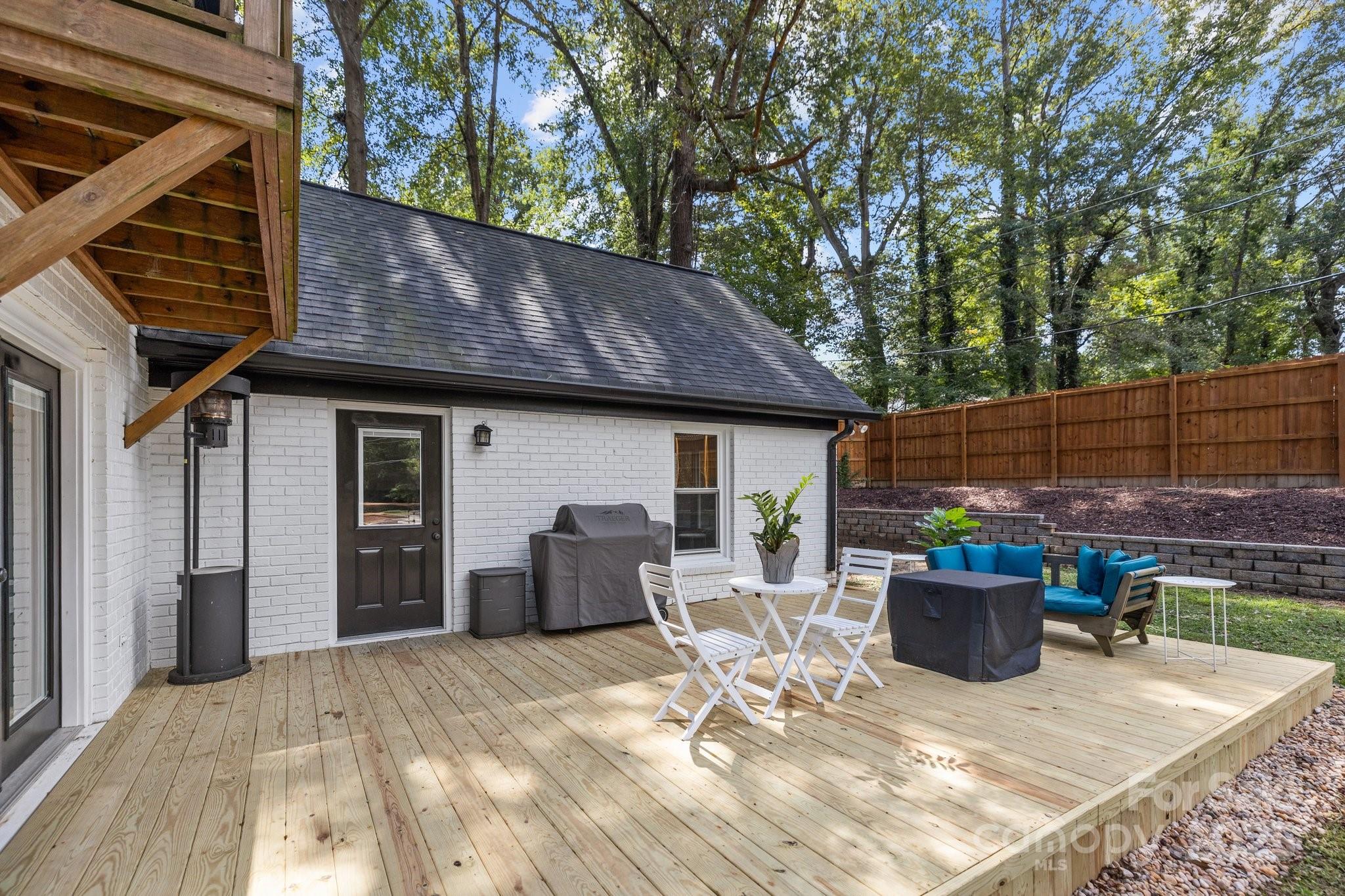 Camelot Woods - Residential