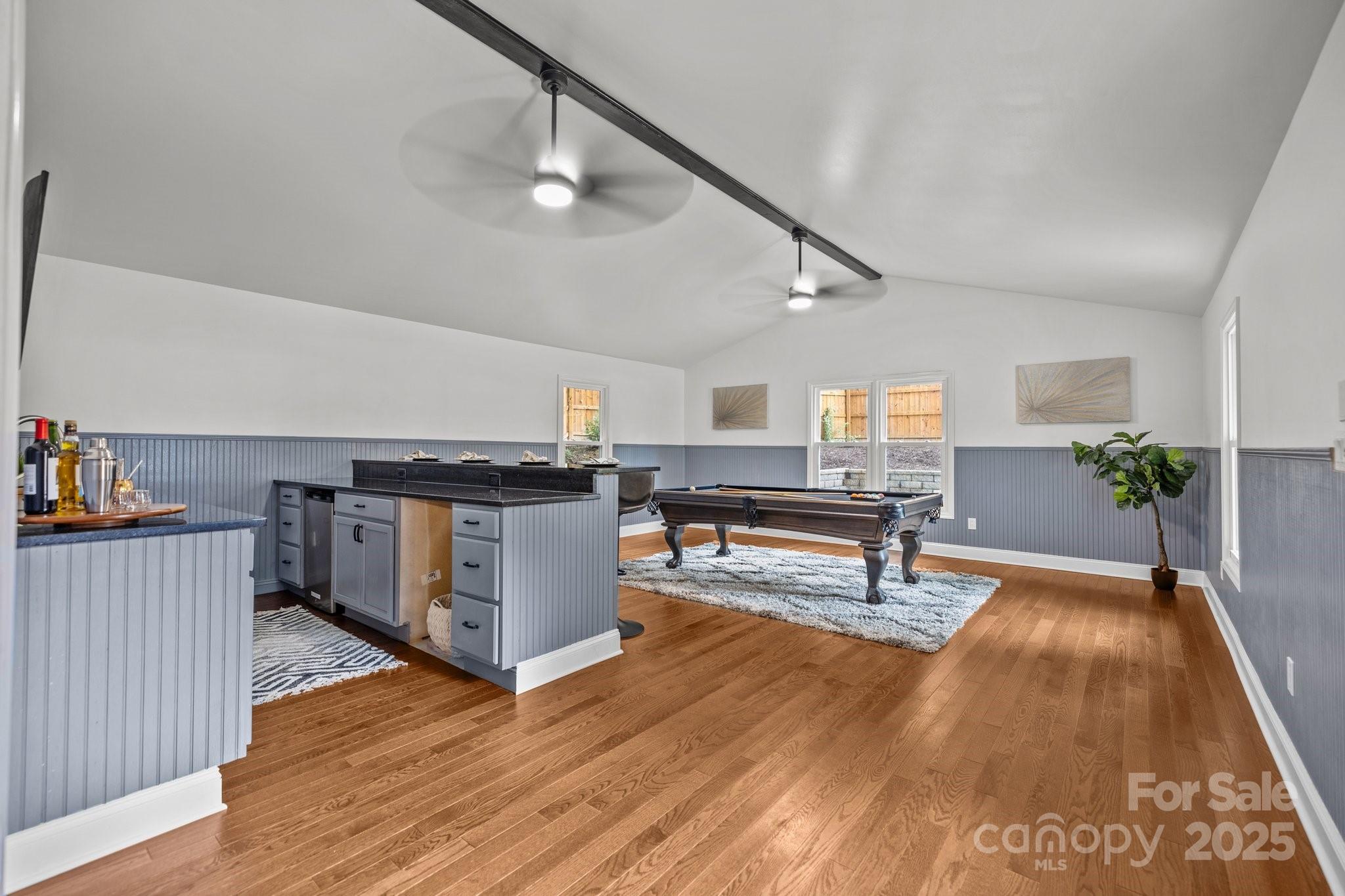 Camelot Woods - Residential