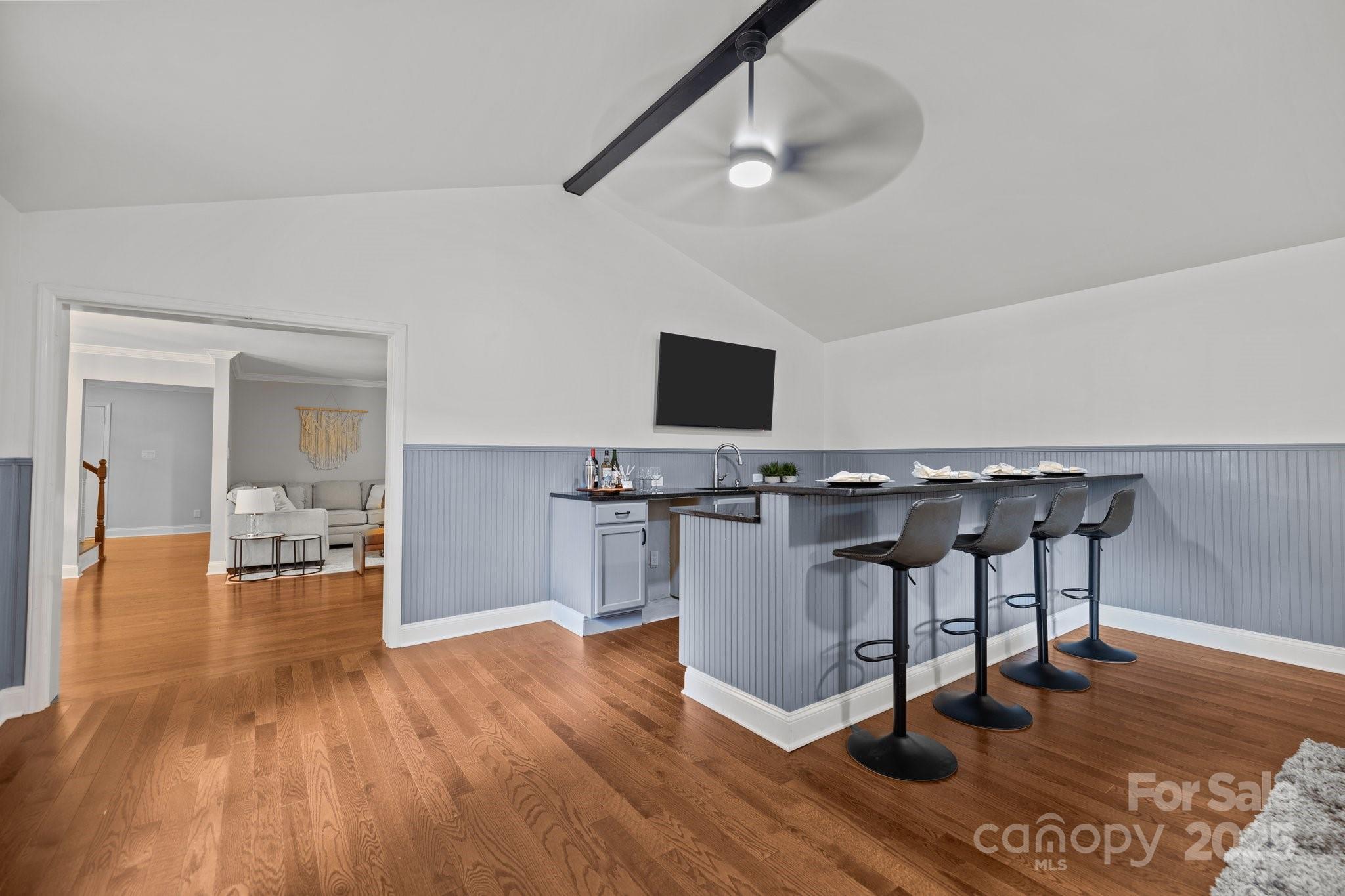 Camelot Woods - Residential