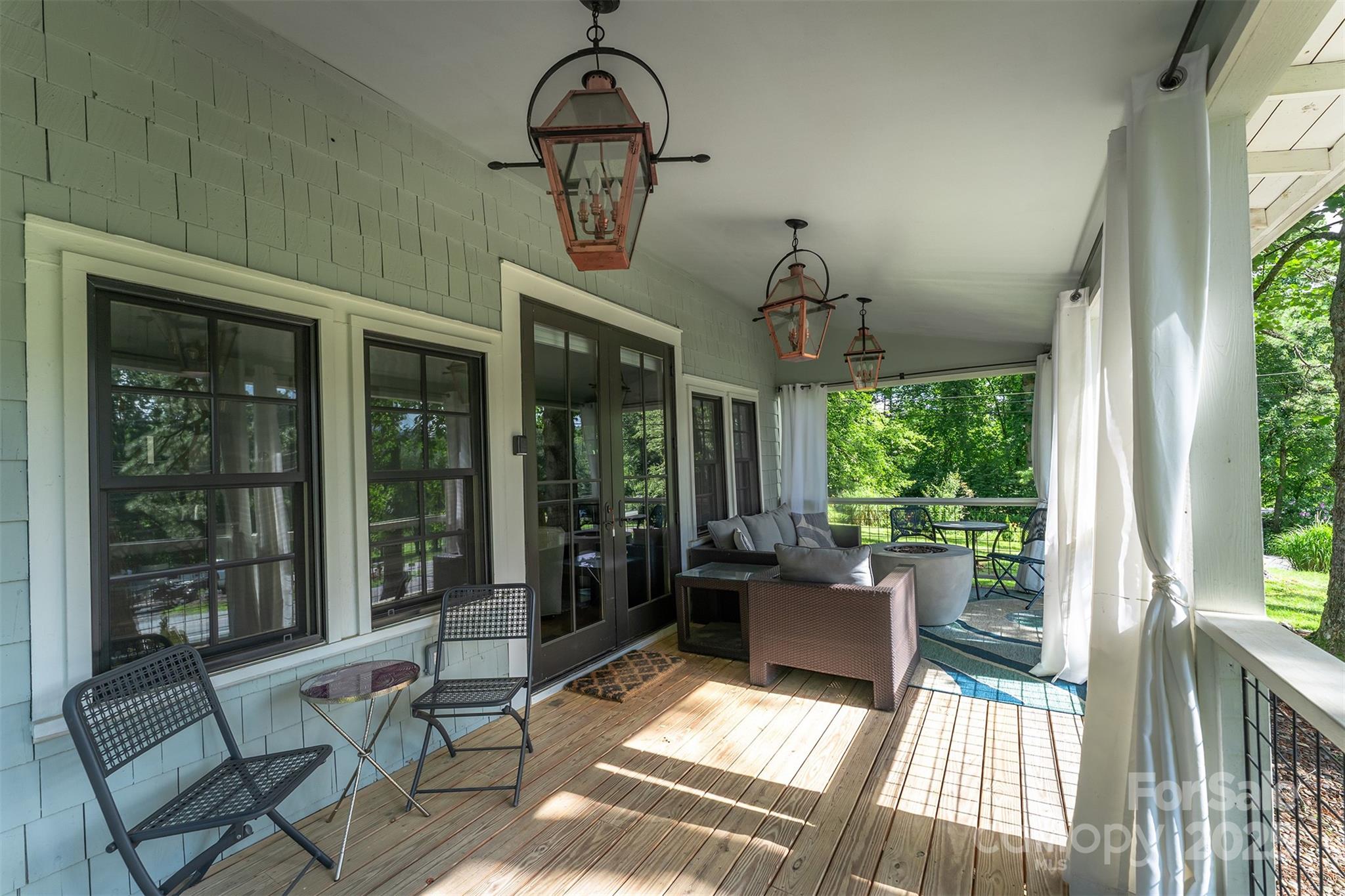 611 Hiawassee Road