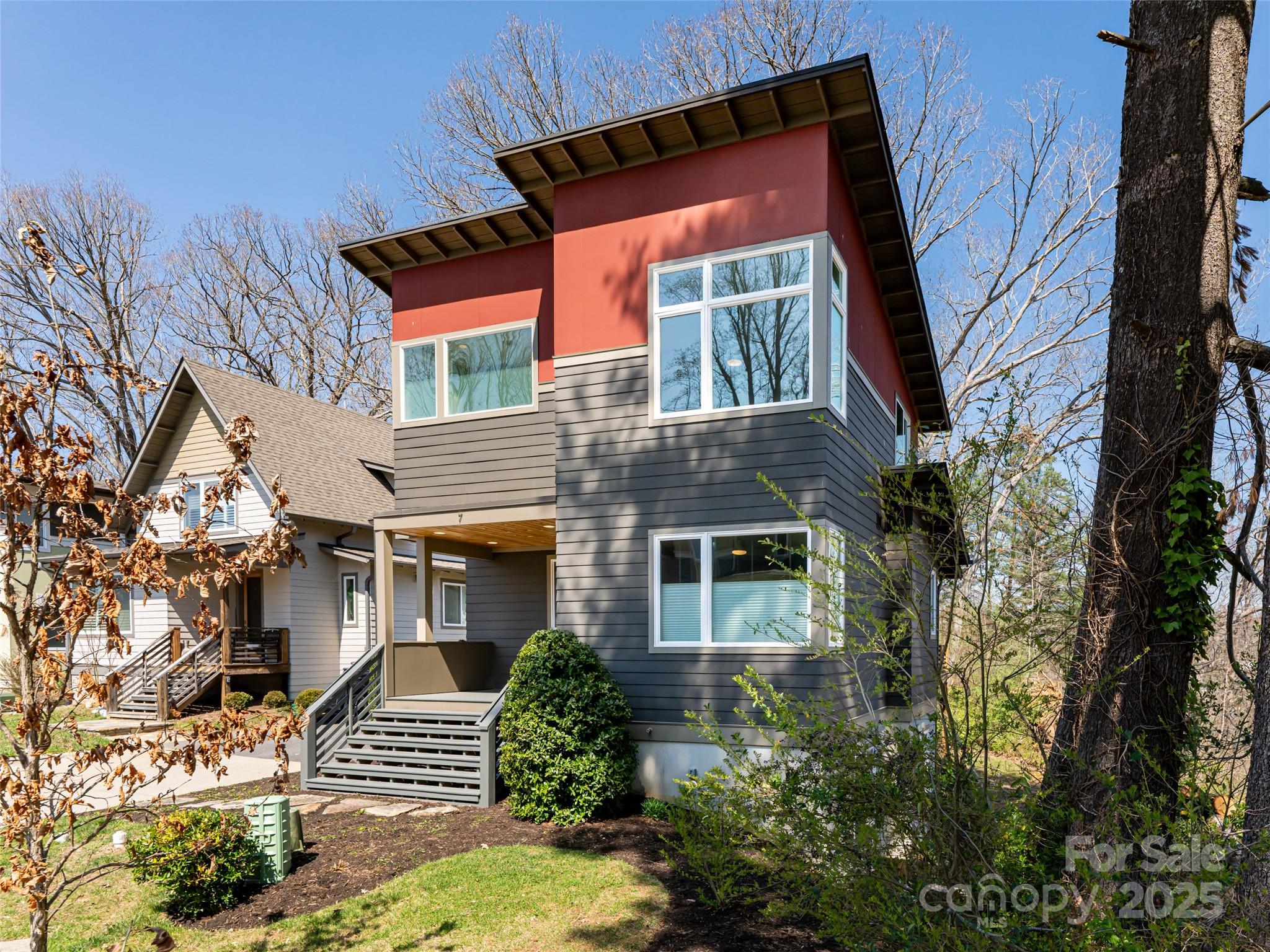 7 Mauricet Lane
