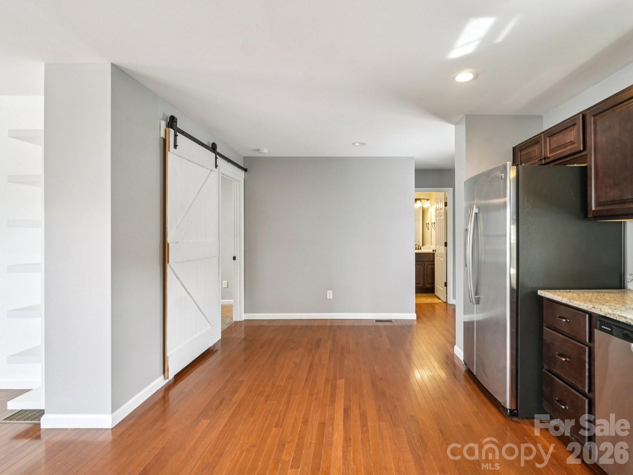 Lillie Farm Cove - Residential