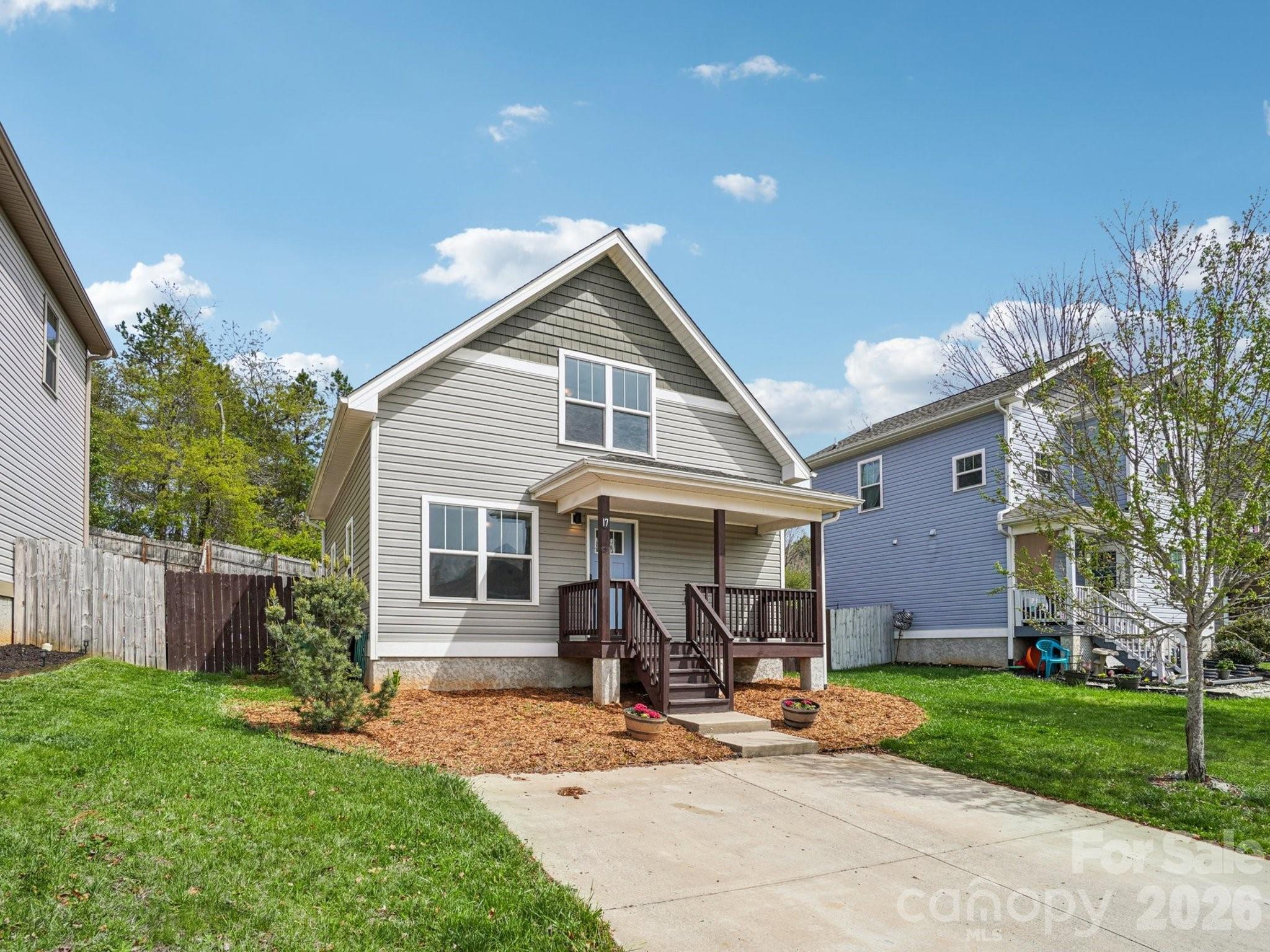 Lillie Farm Cove - Residential