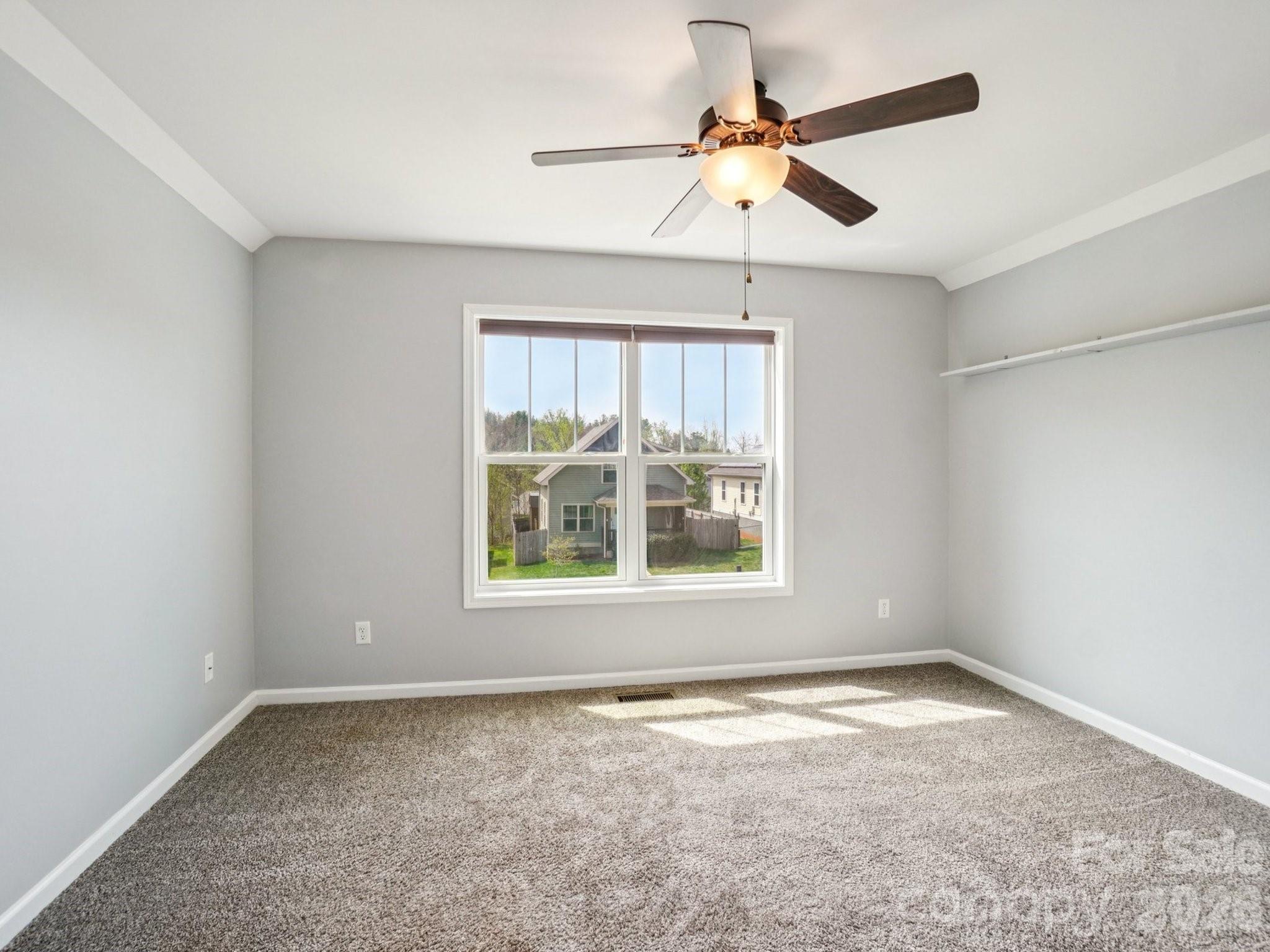 Lillie Farm Cove - Residential