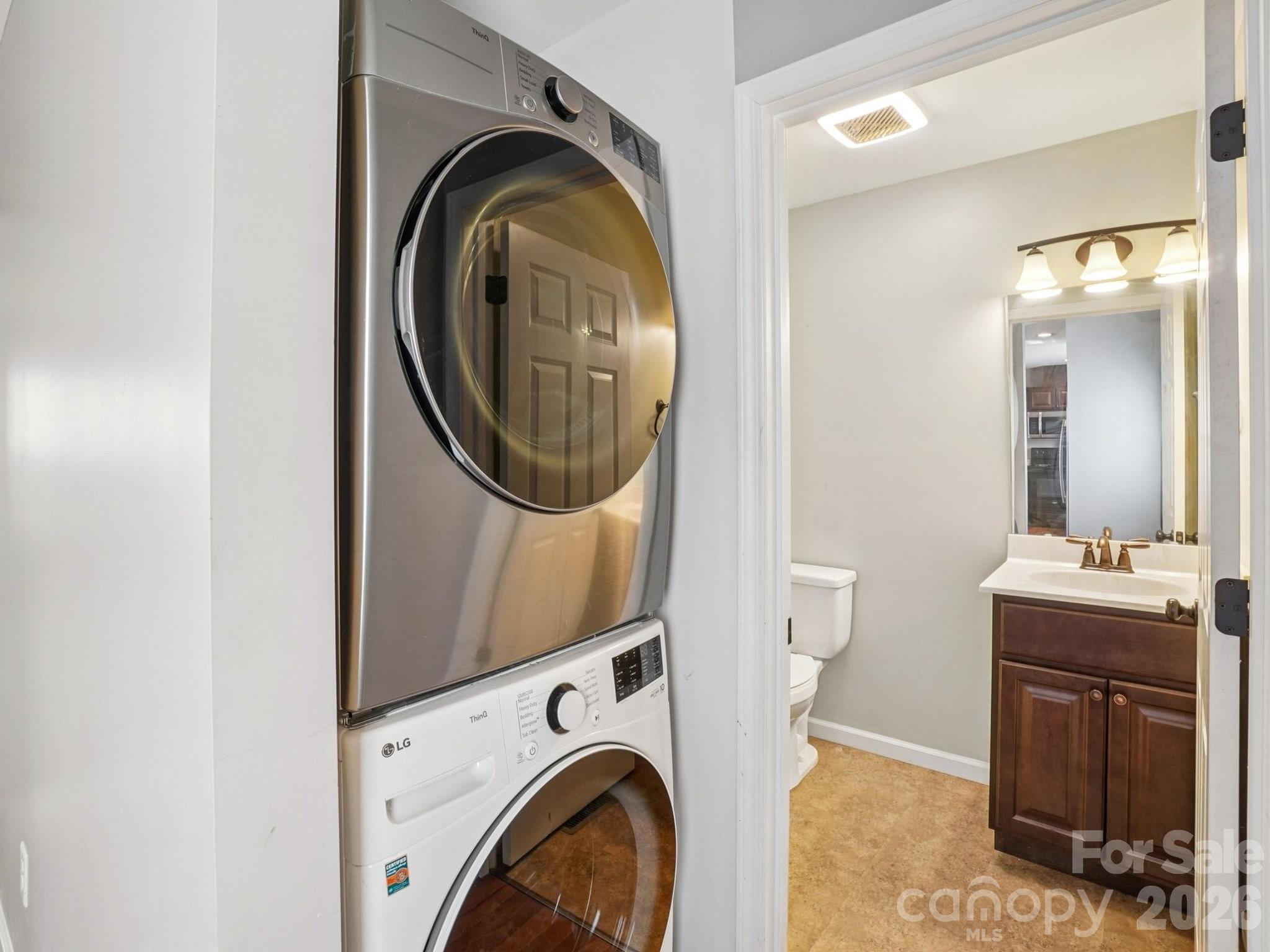 Lillie Farm Cove - Residential