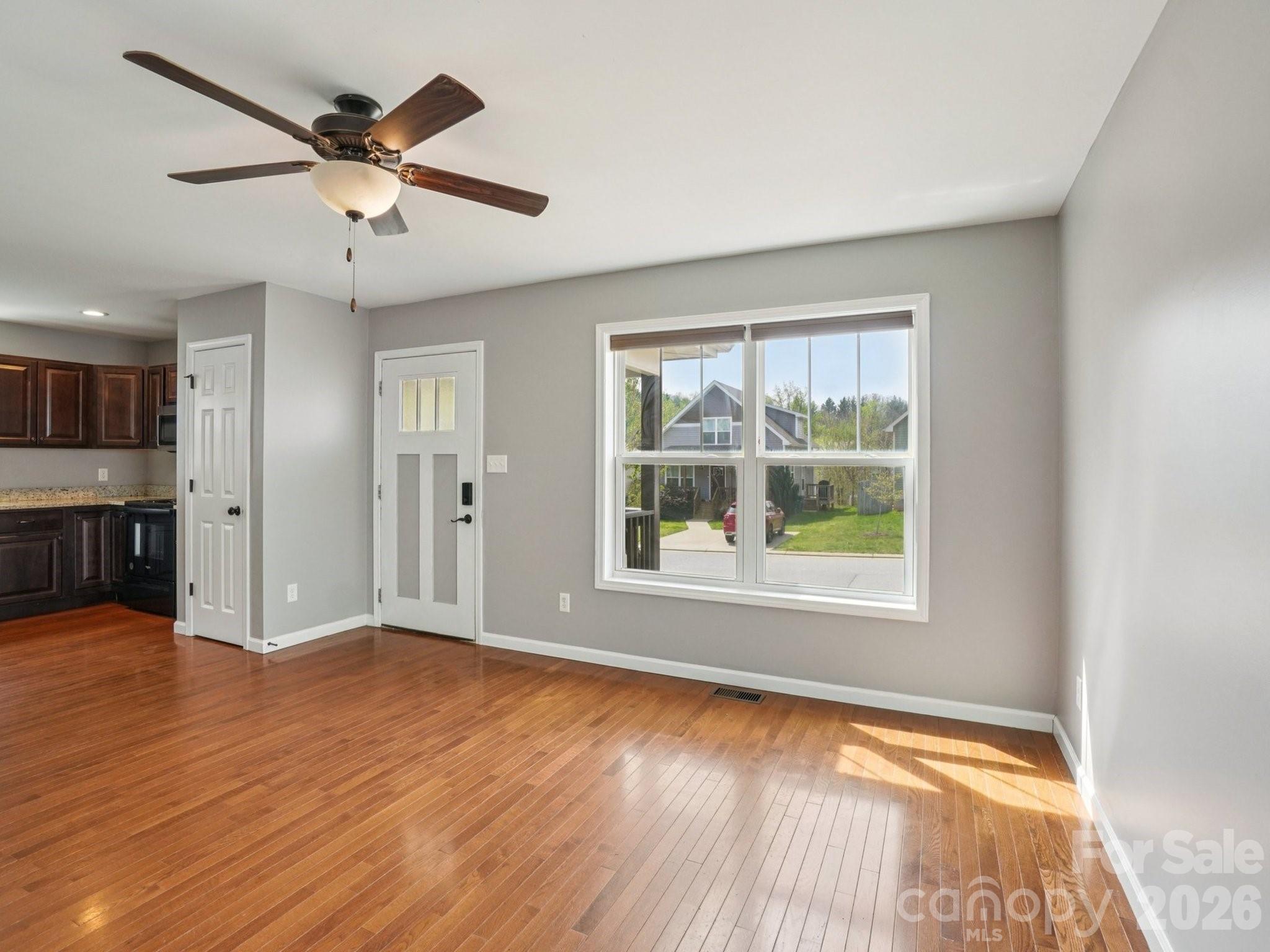 Lillie Farm Cove - Residential