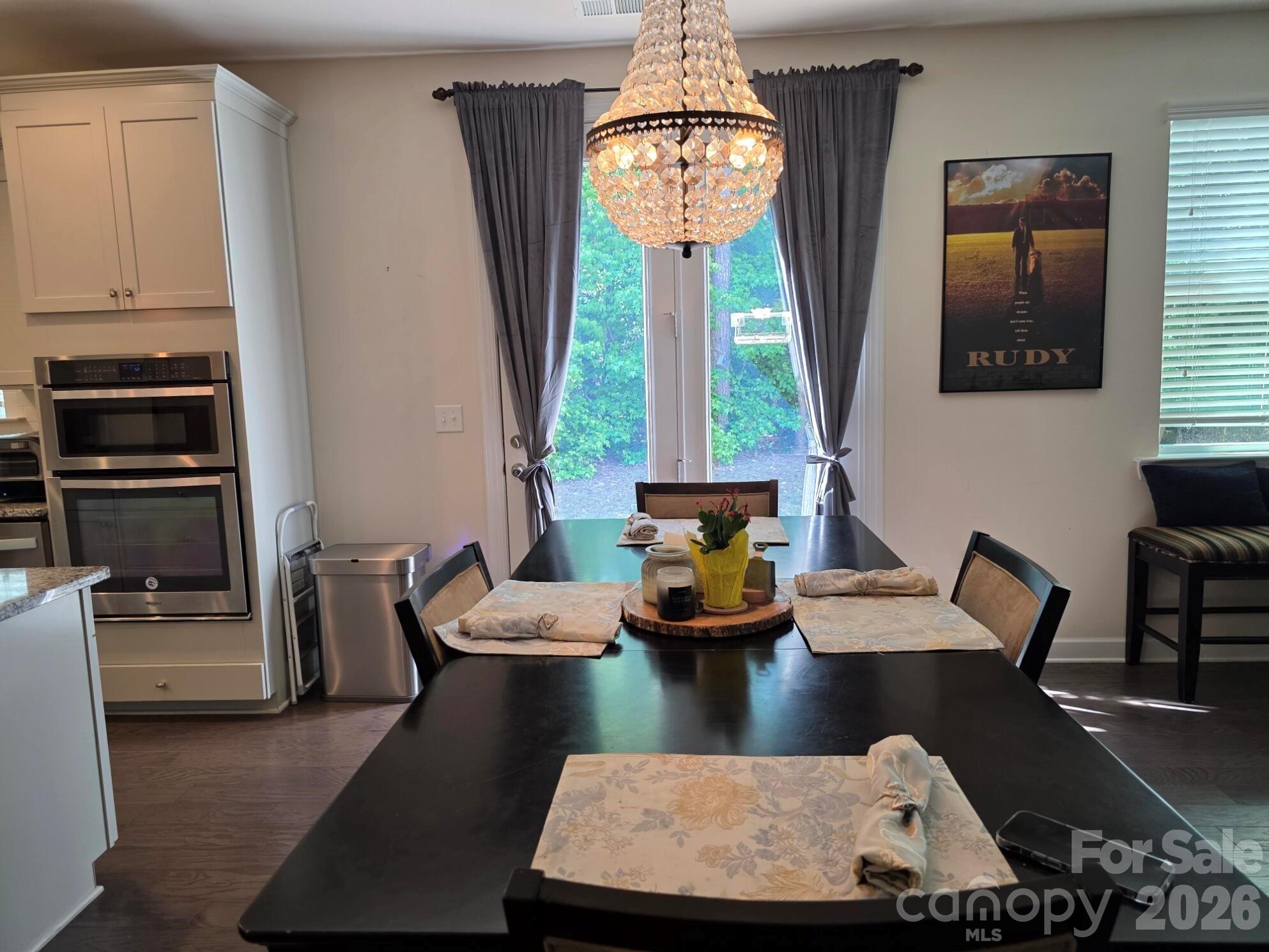 Lake Crest - Residential