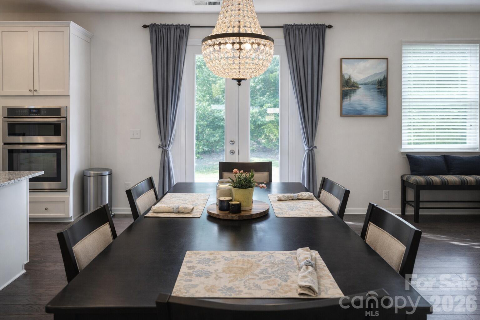 Lake Crest - Residential