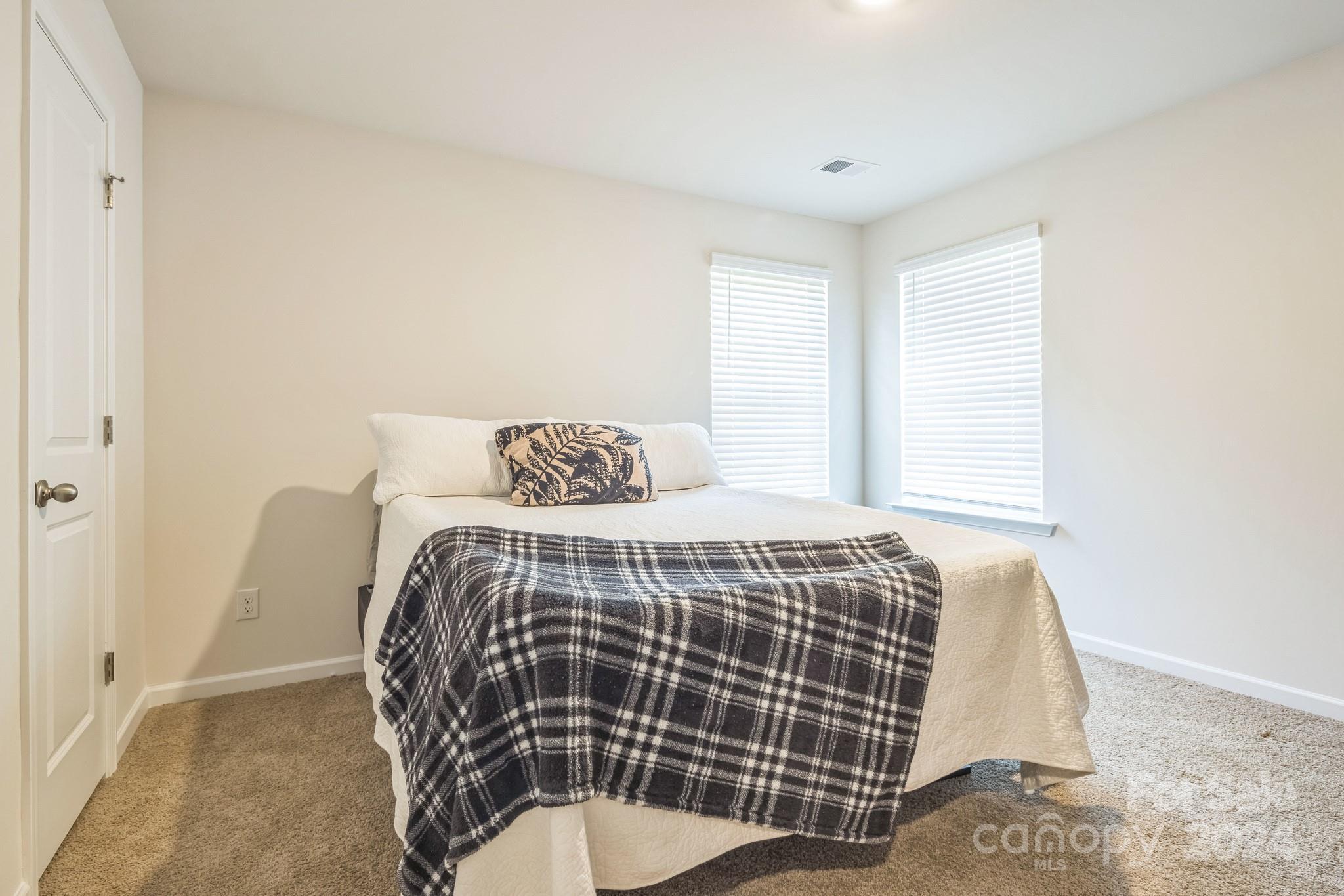 Woodland Crossing - Residential