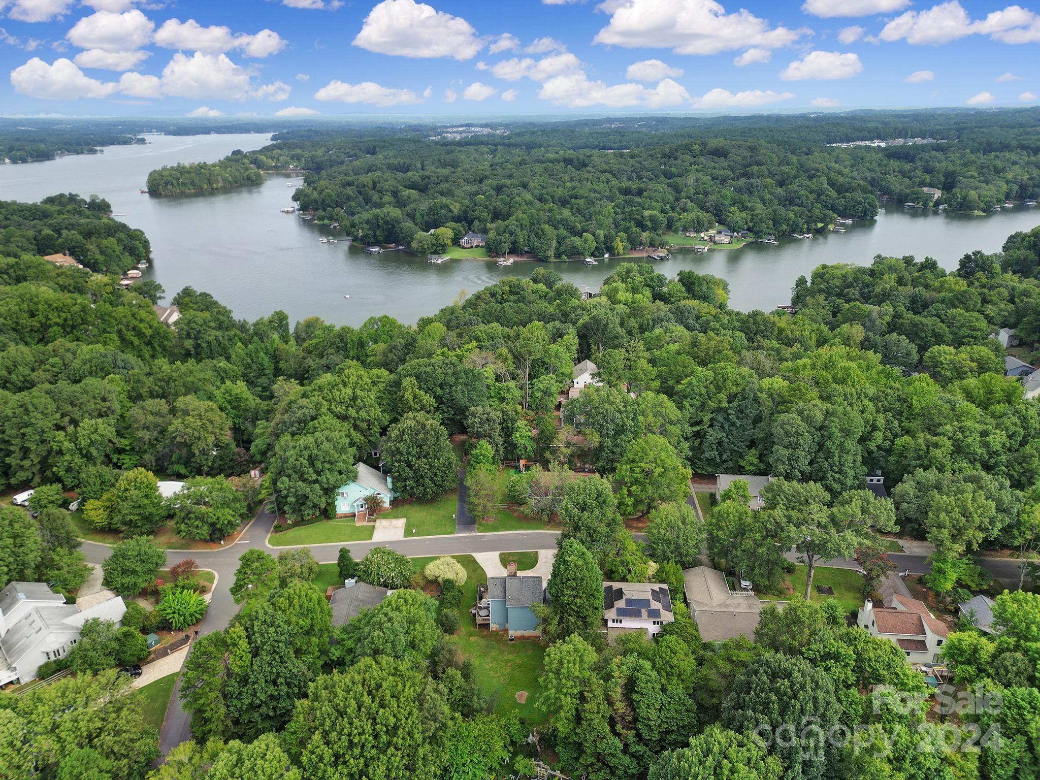 Tega Cay - Residential