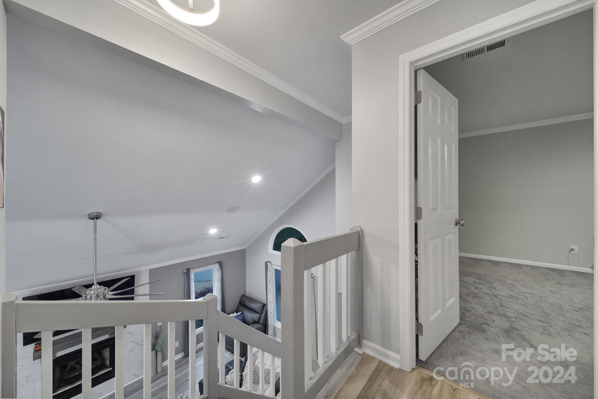 Tega Cay - Residential