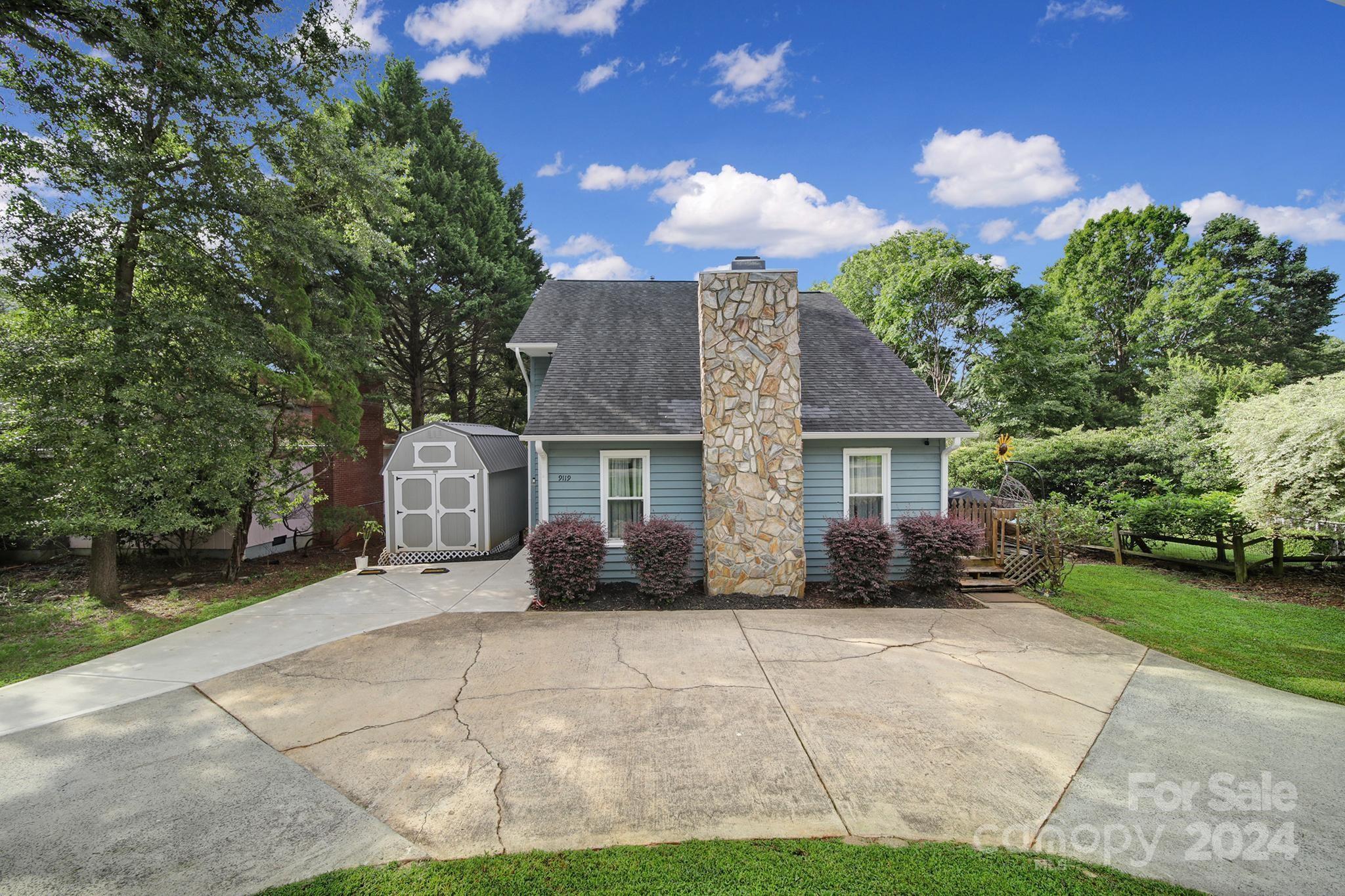 Tega Cay - Residential