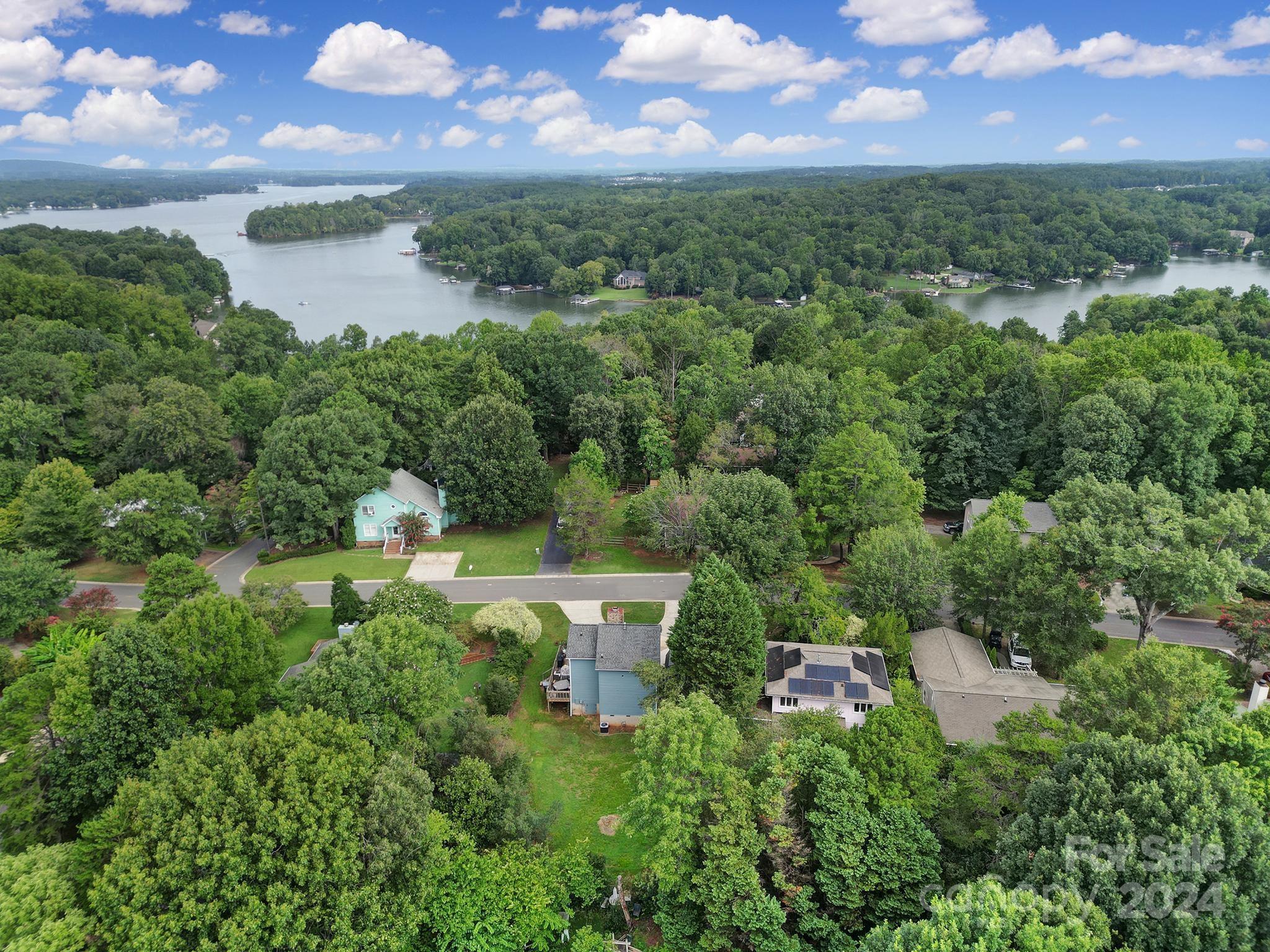 Tega Cay - Residential