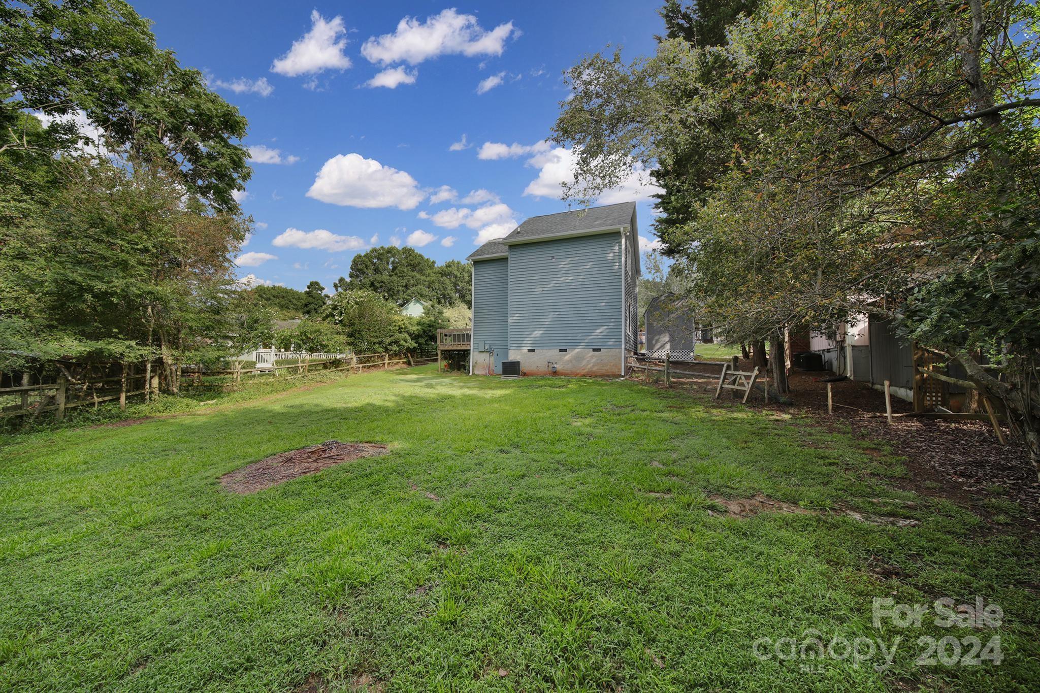 Tega Cay - Residential