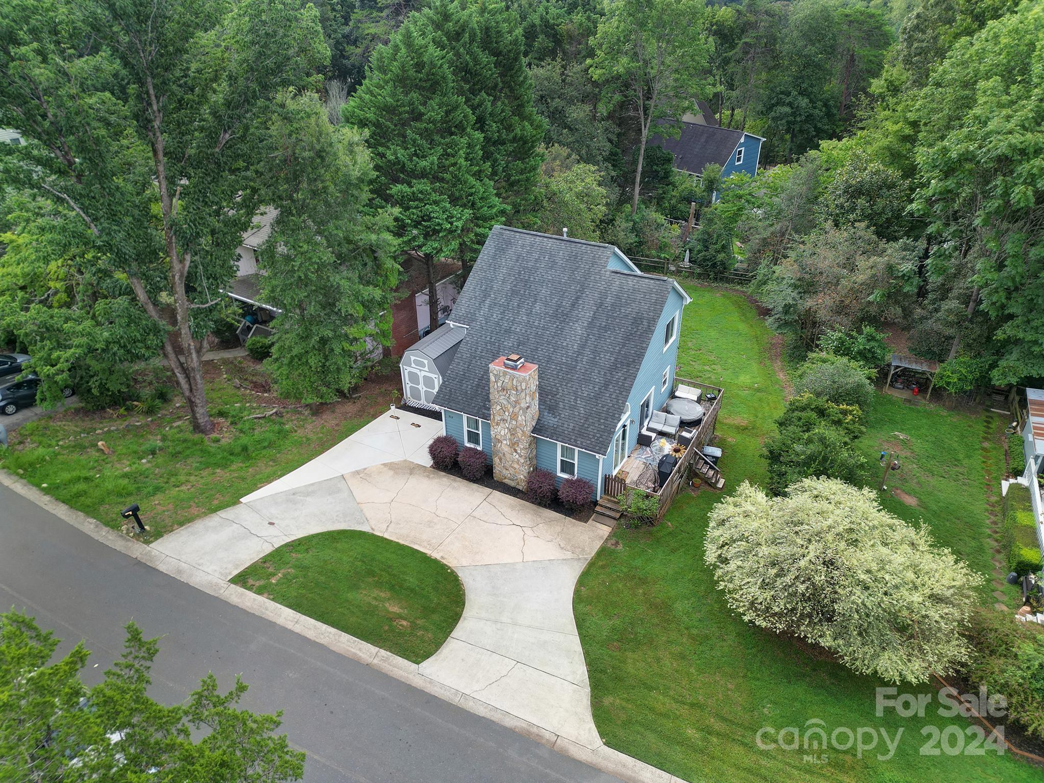 Tega Cay - Residential