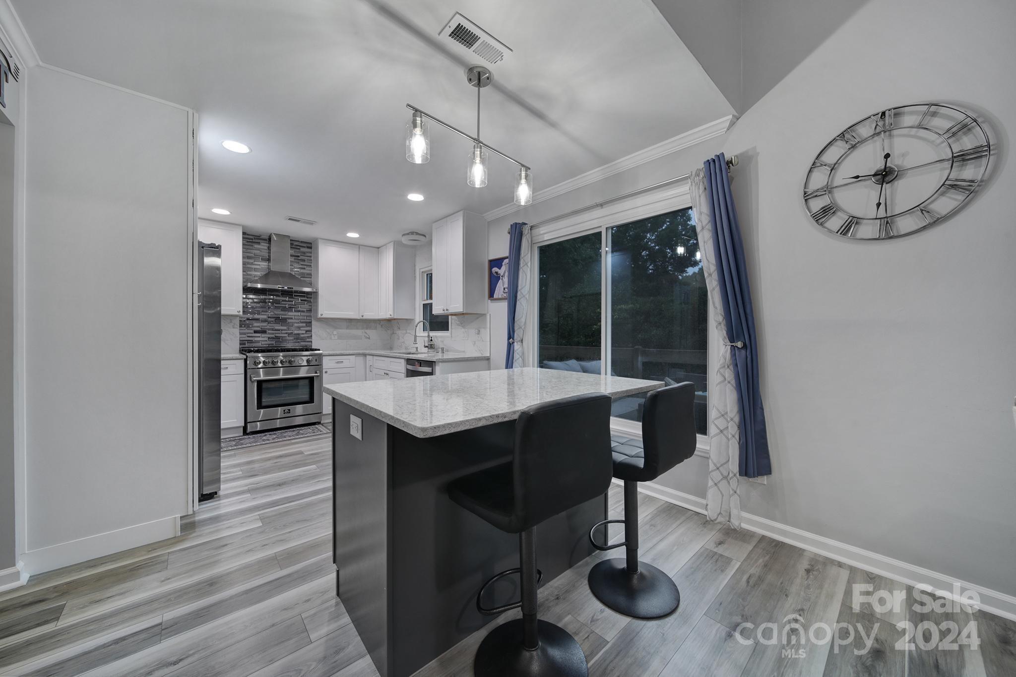 Tega Cay - Residential