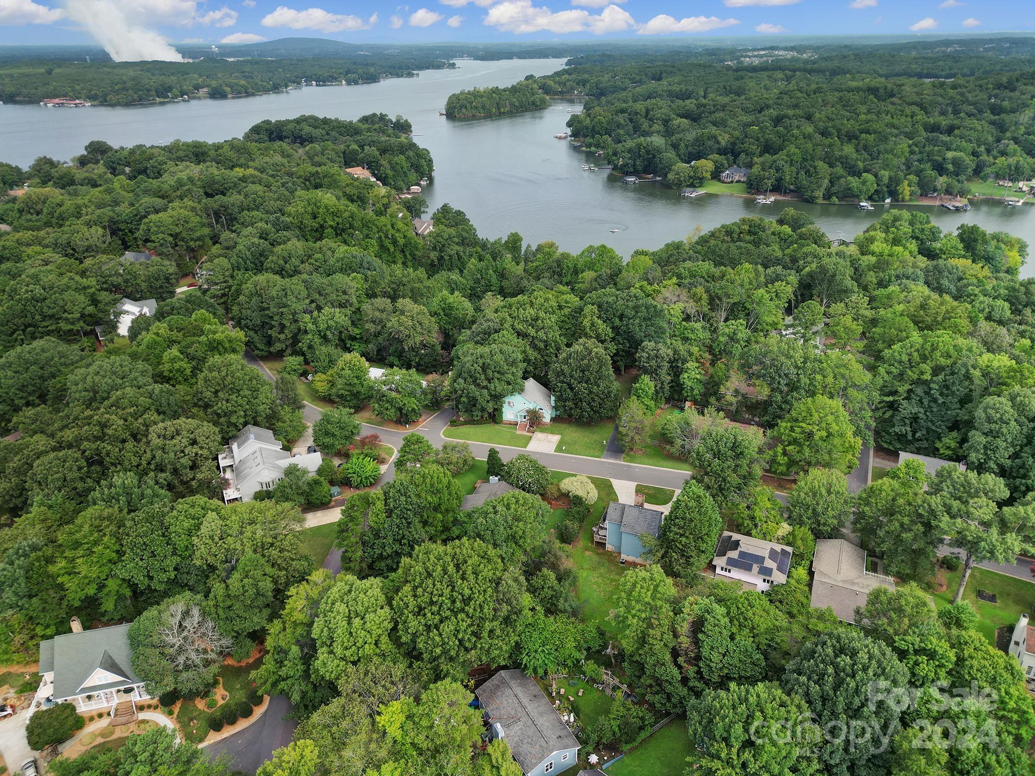 Tega Cay - Residential