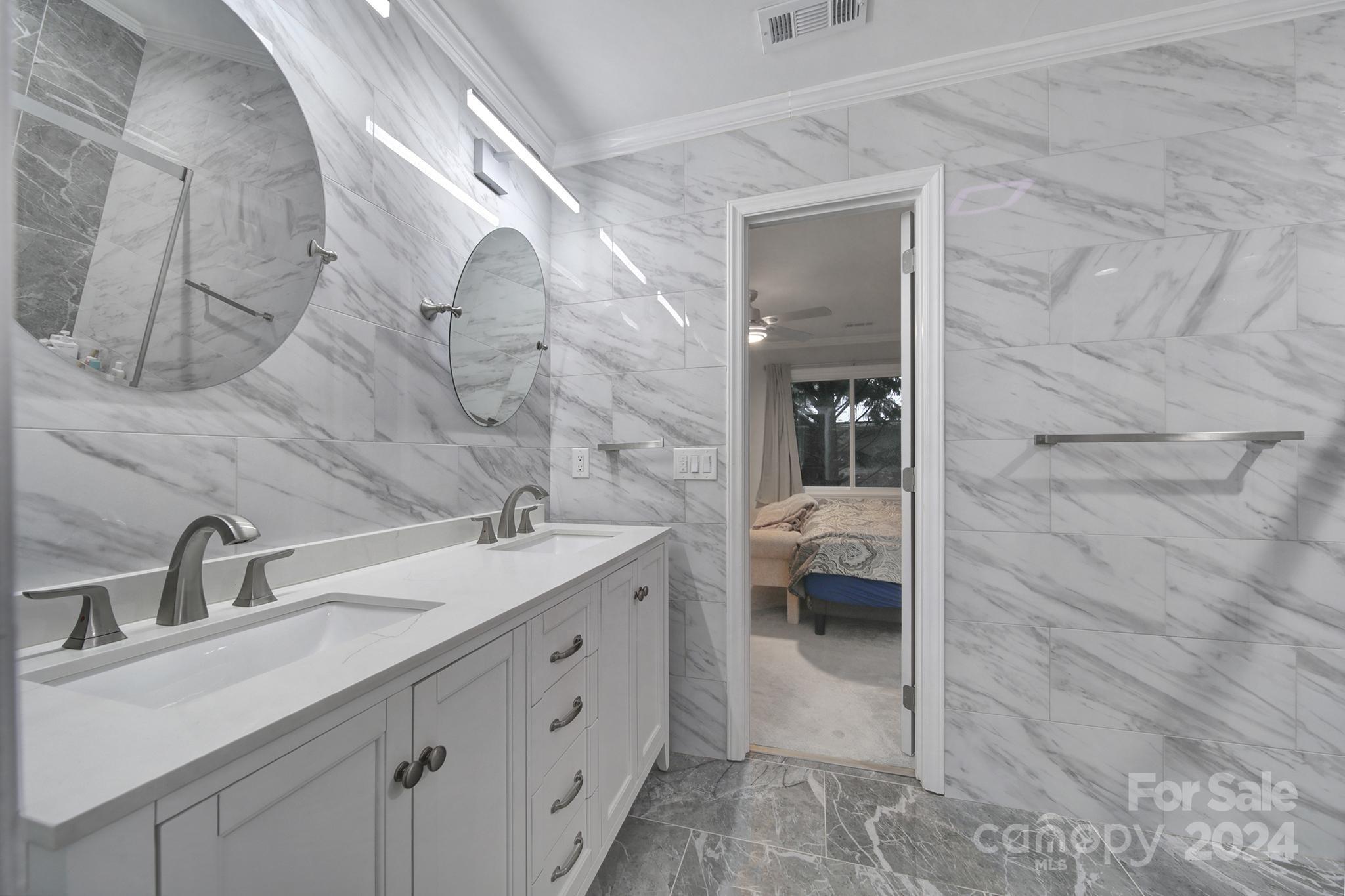 Tega Cay - Residential