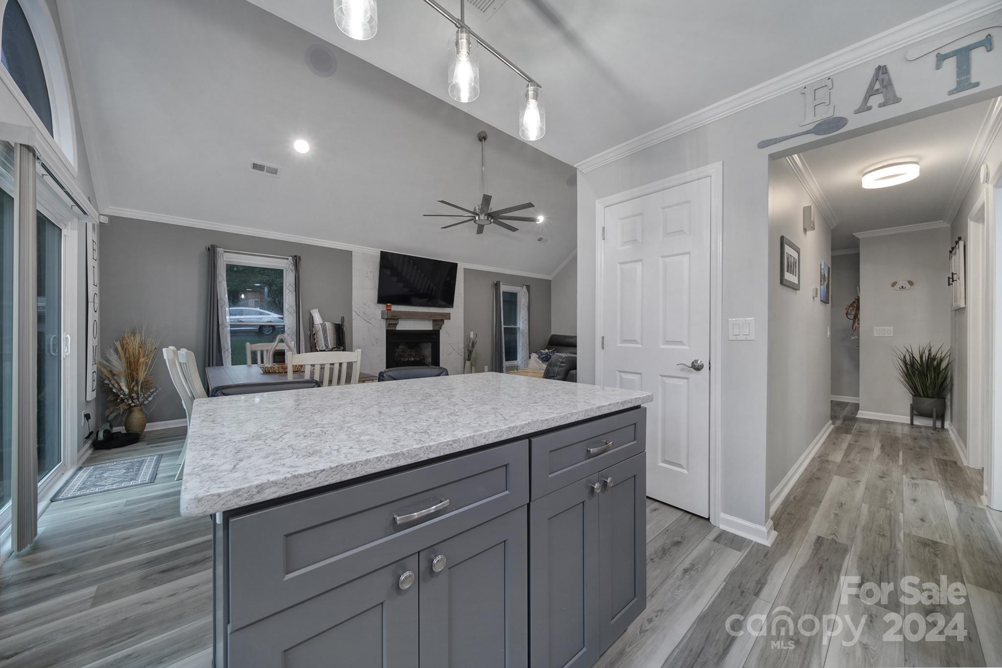 Tega Cay - Residential