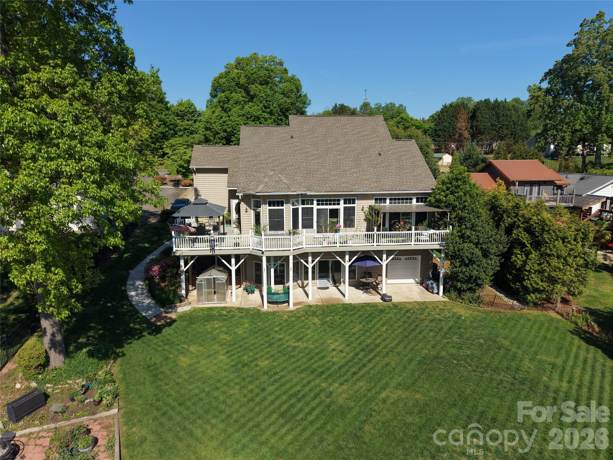 Regency Lake Village - Residential