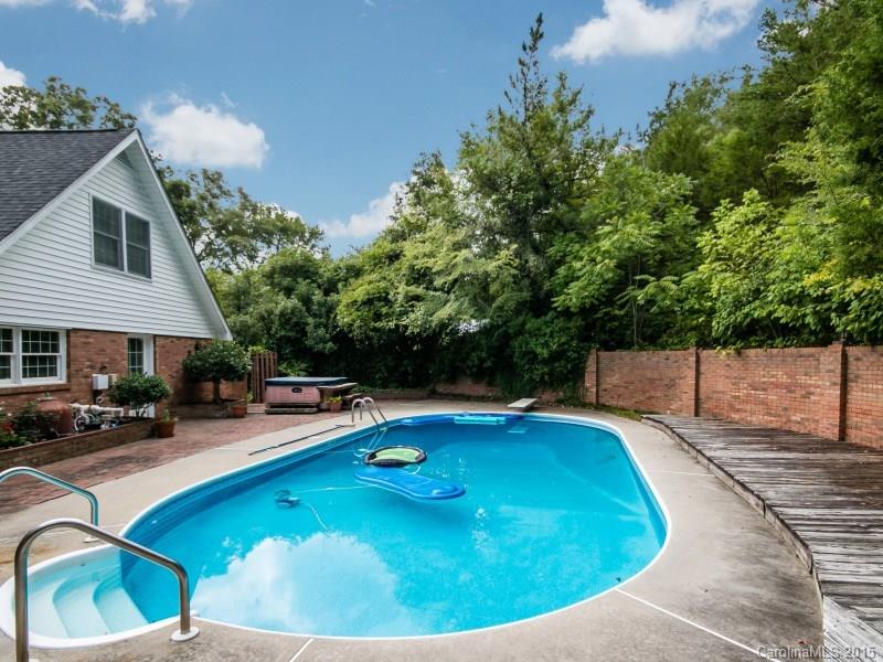 Luvine Hills - Residential