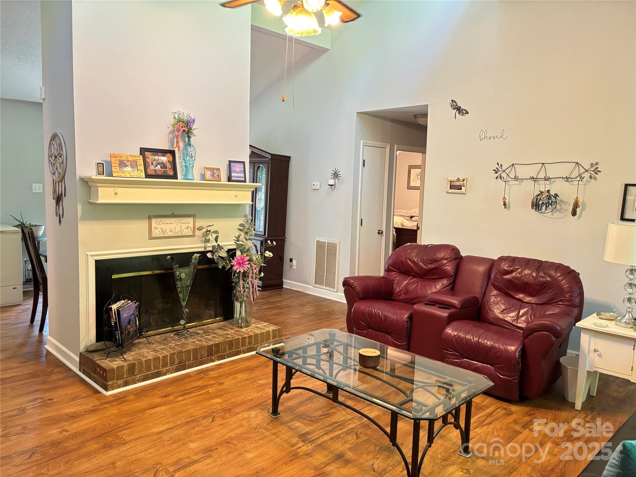 6212 Sunset Circle