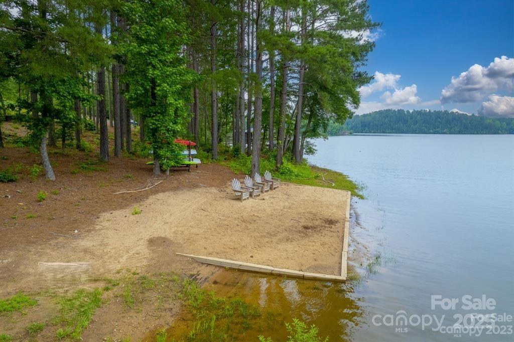 The Waterfront Club - Land