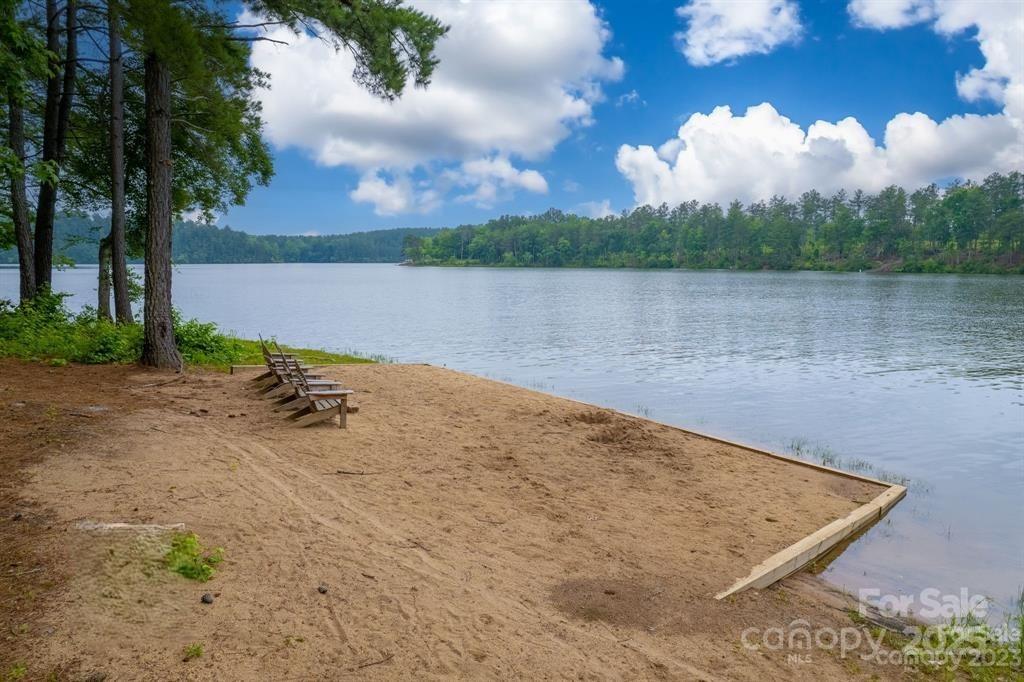 The Waterfront Club - Land