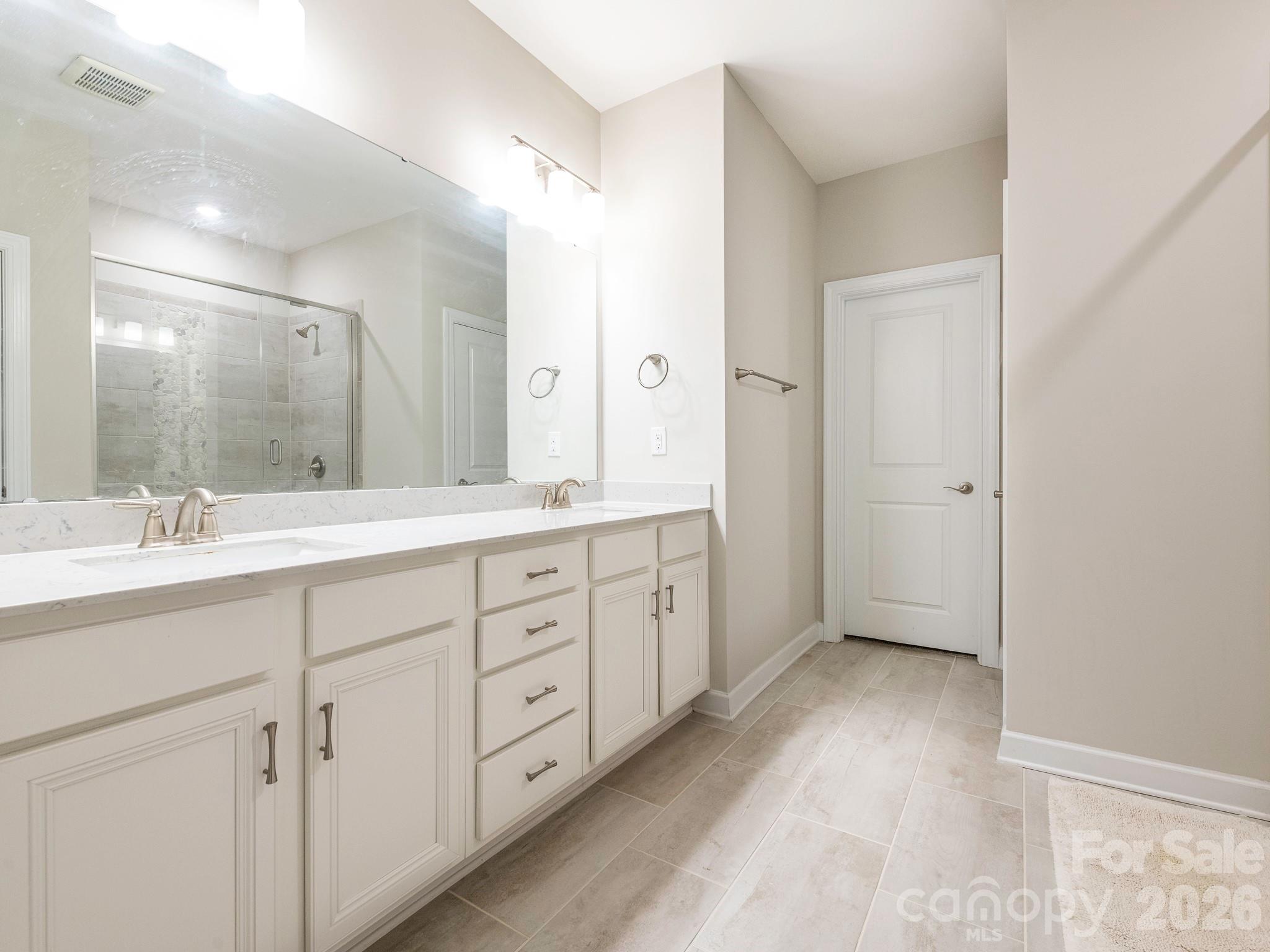 The Meridians - Residential