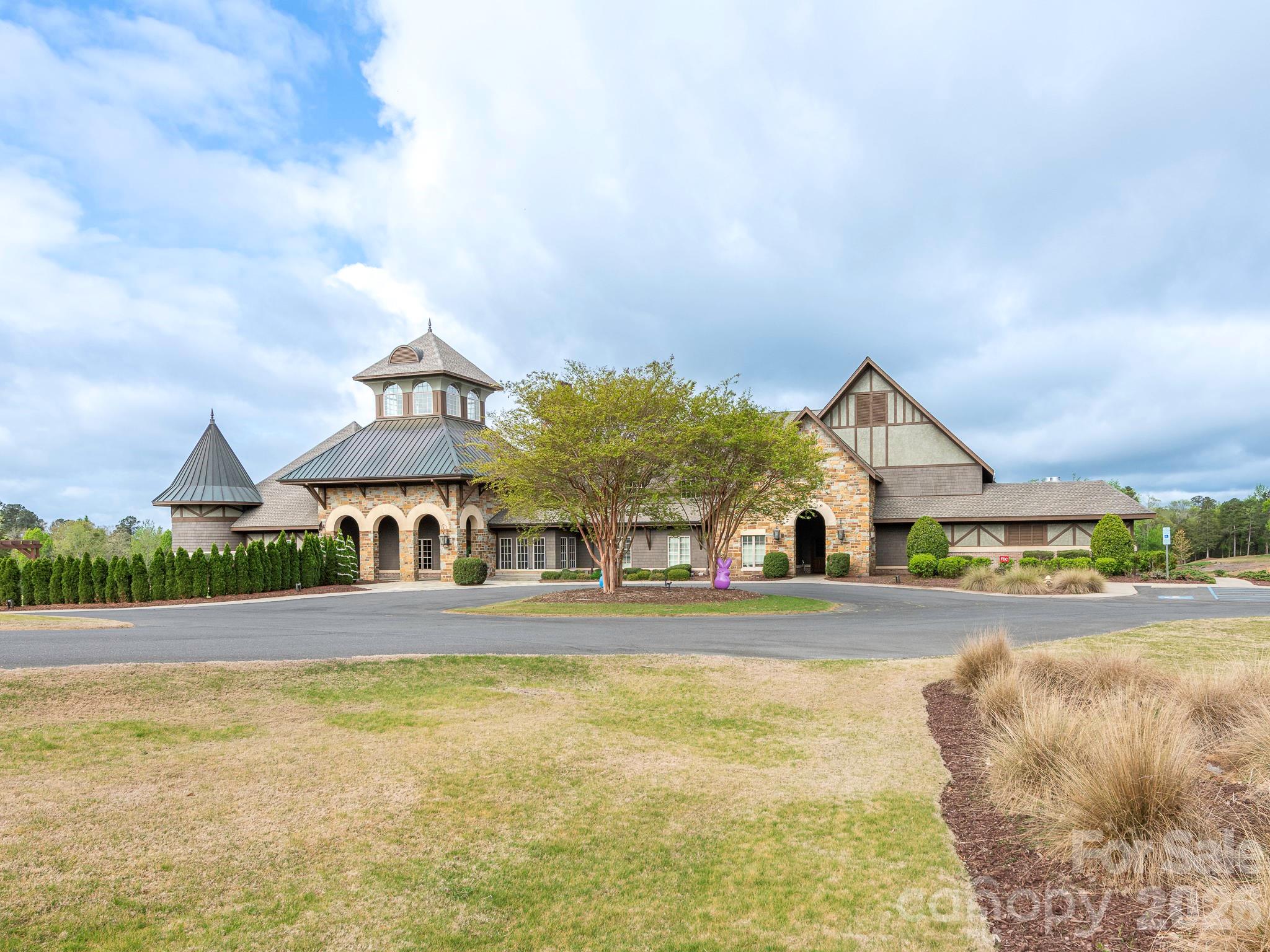 The Meridians - Residential