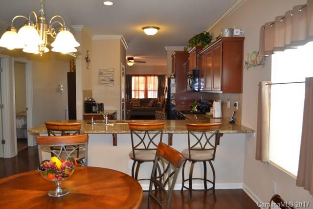 Newport Lakes - Residential