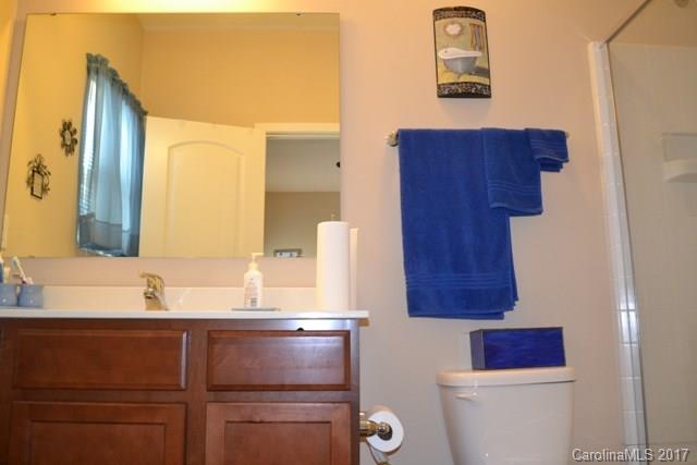 Newport Lakes - Residential