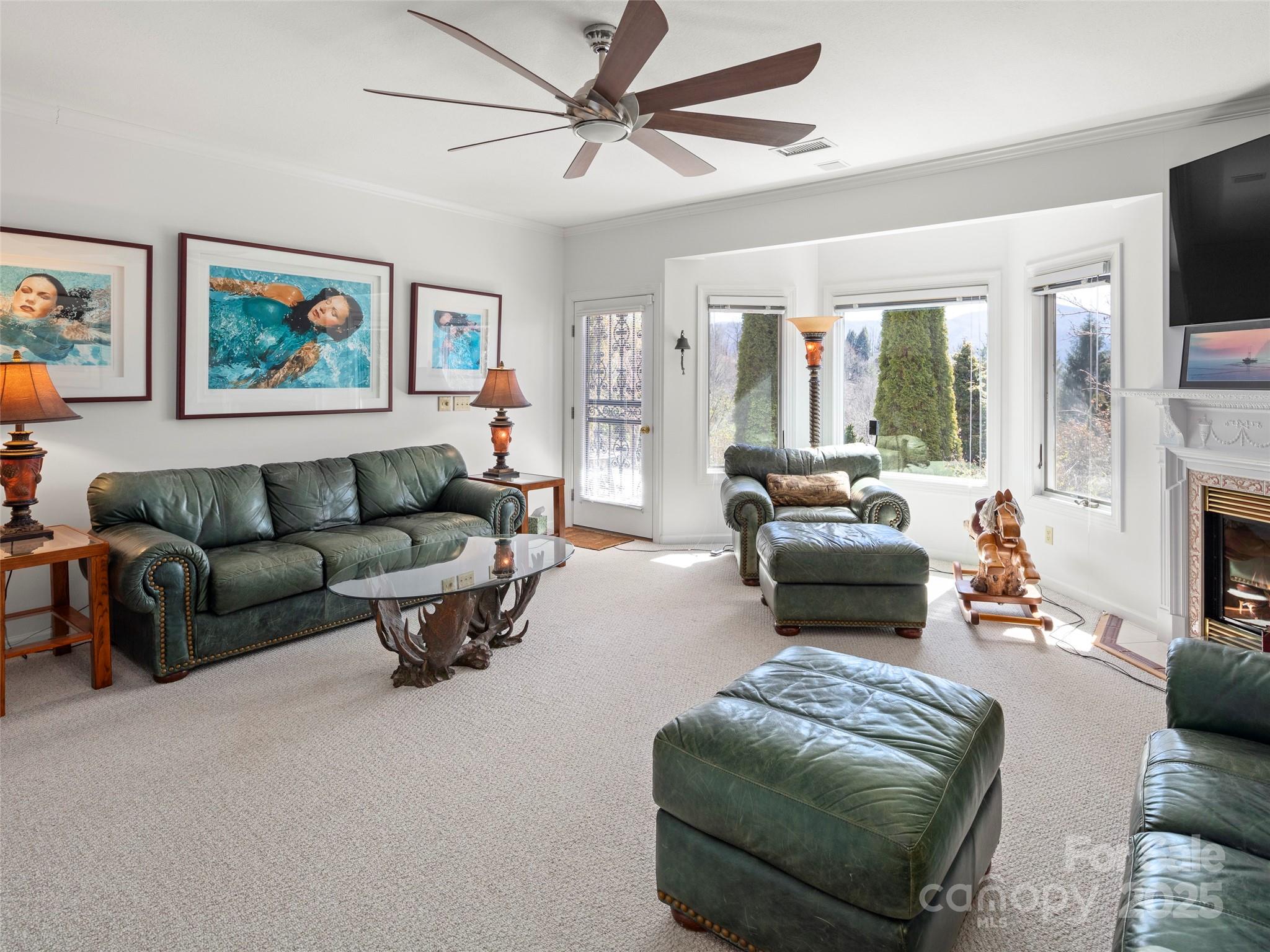 Laurel Ridge Country Club - Residential