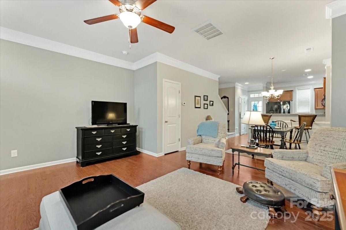 936 Gardners Way