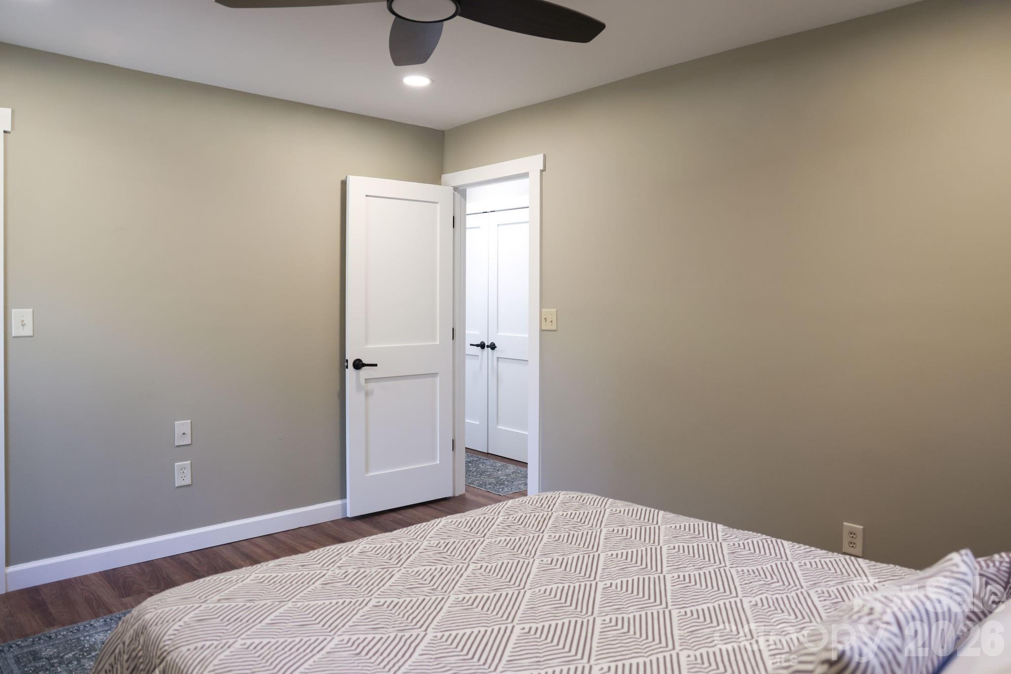 Connestee Falls - Residential