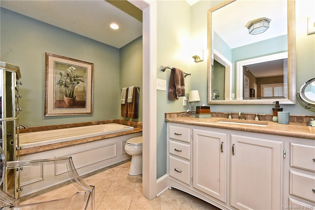 Huntcliffe - Residential