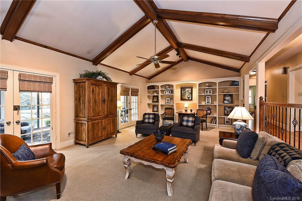 Huntcliffe - Residential