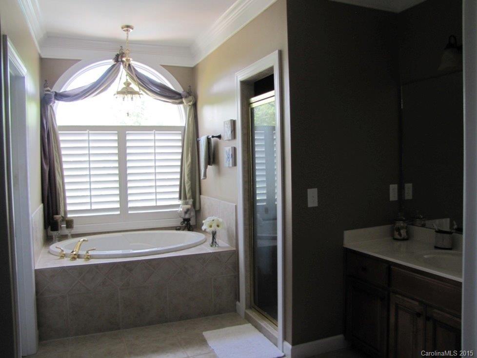 Vanderlakes - Residential