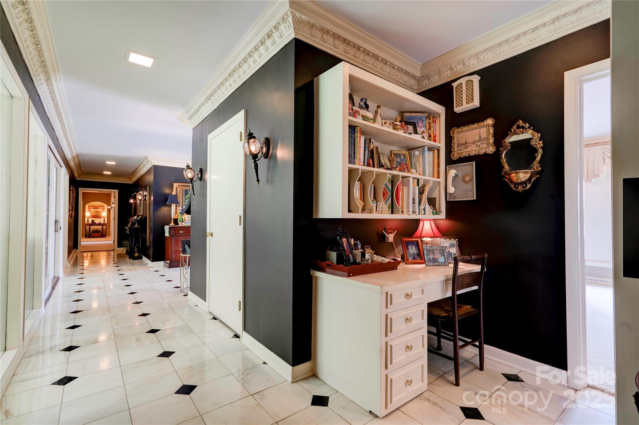 Country Club Acres - Residential