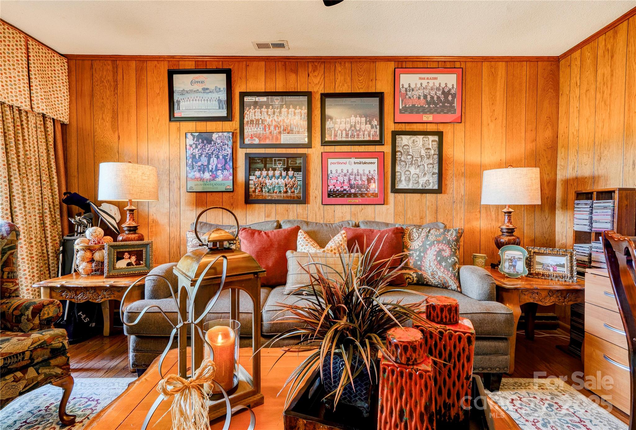 Country Club Acres - Residential