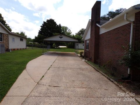 A home in Conover