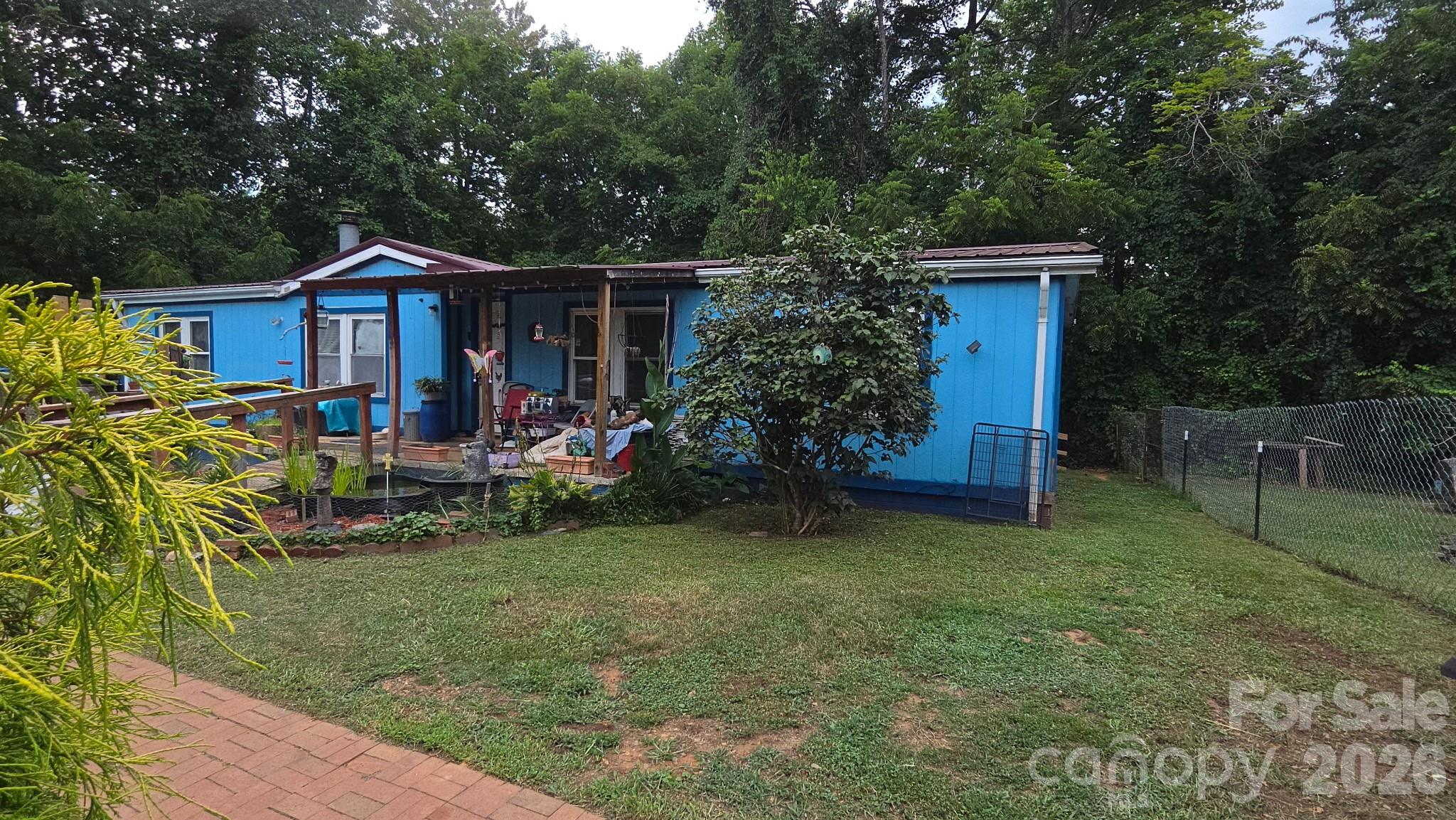 2283 Harbinson Lane