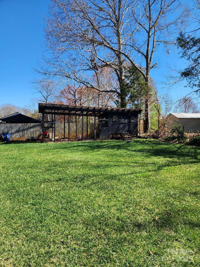 Dewey Beam Estates - Residential